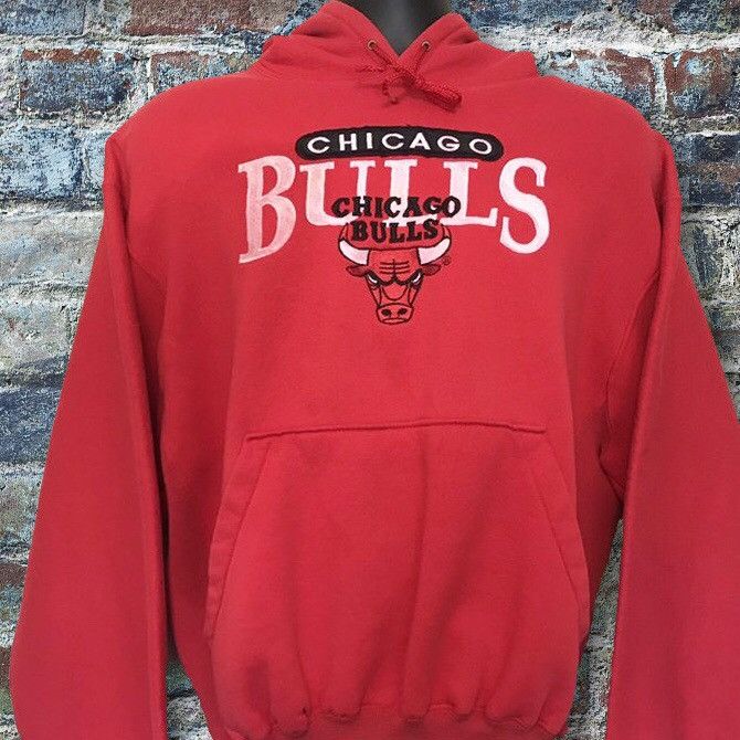 Vintage NBA Chicago Bulls Basketball Hoodie Sweatshirt