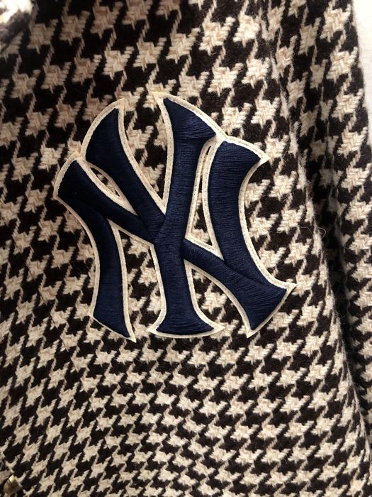 Gucci Mens NY Yankees Overcoat 50/L. $5500