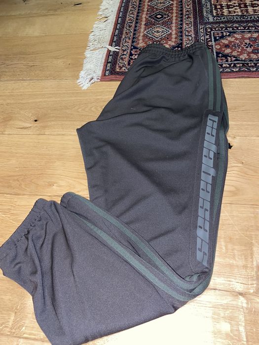 adidas yeezy joggers
