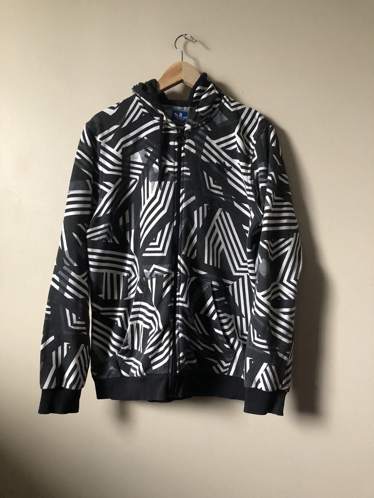 adidas gazelle silver green womens Overtime x adidas Don't Be A Fan Later Graphic Hoodie L / Black