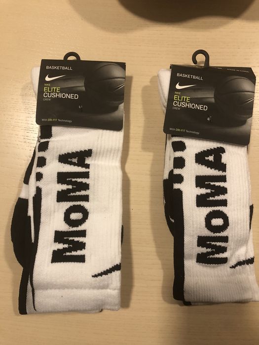 Moma nike sale socks