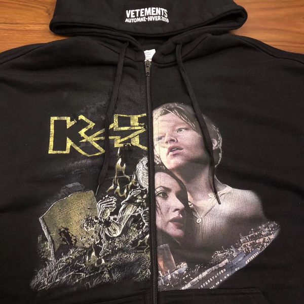 VETEMENTS Split Logo Hoodie Titanic Kiss thin cut up black oversized size  Medium