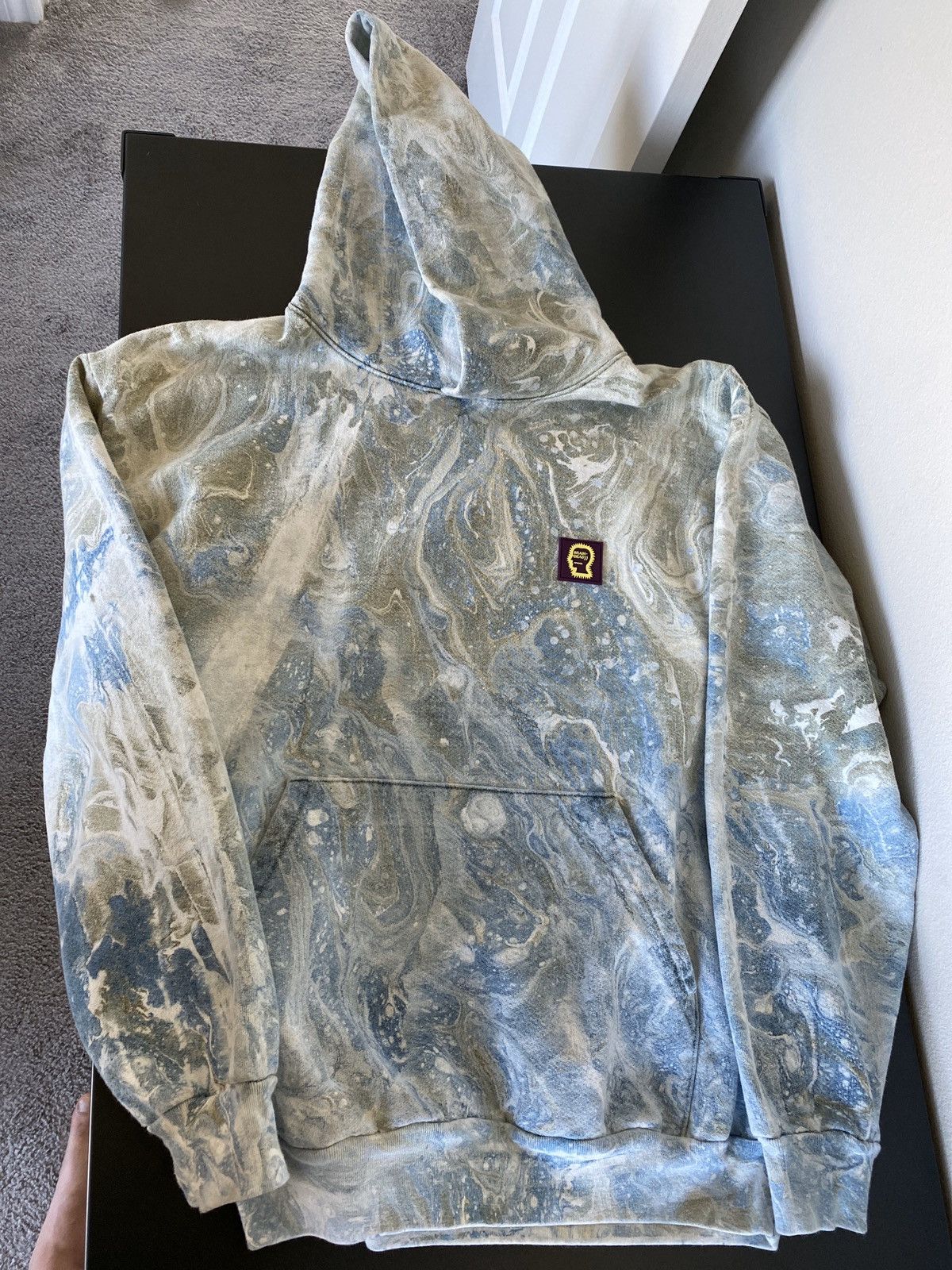 Brain dead marble hot sale dye hoodie