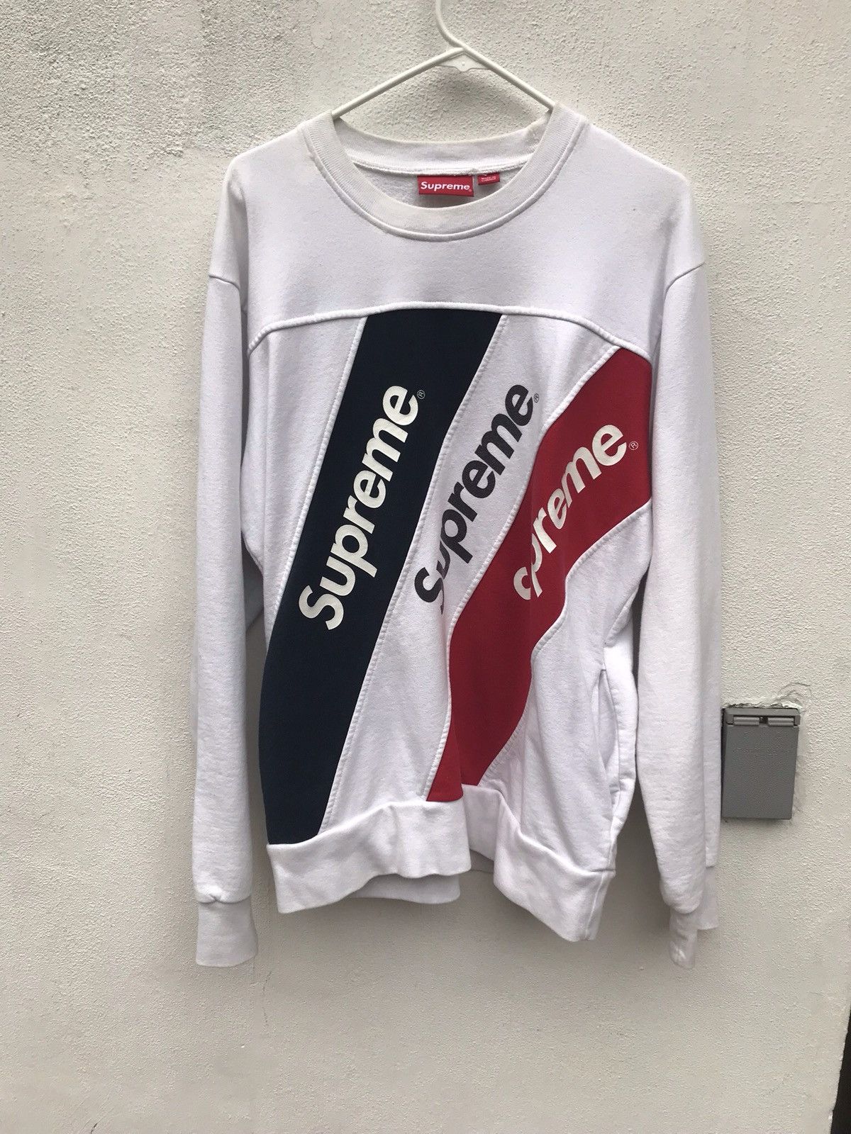 Supreme Supreme Athletic Split Size US L / EU 52-54 / 3 - 2 Thumbnail
