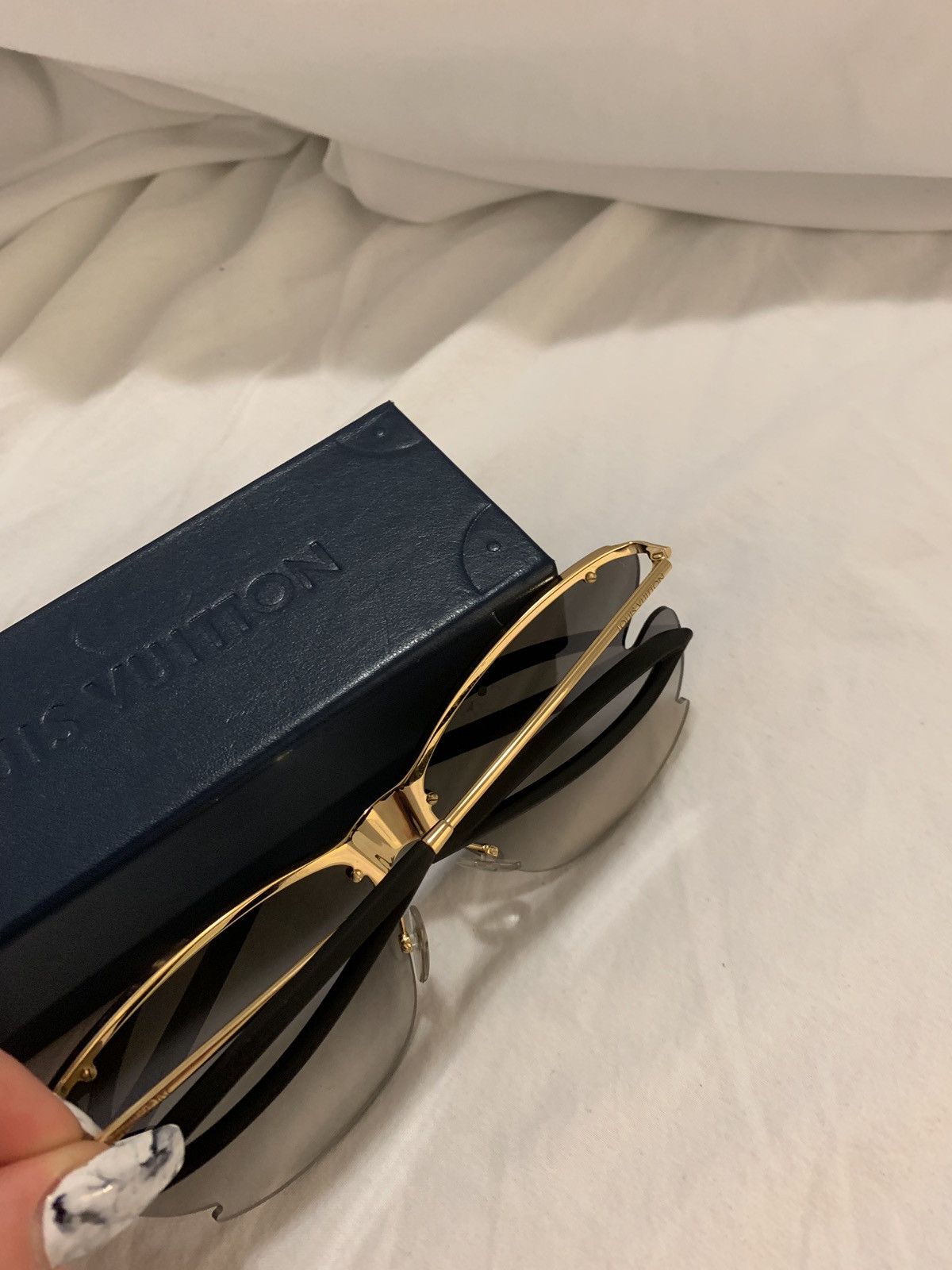 Louis Vuitton BOHEMIAN VUITTONY SQUARE SUNGLASSES Grailed