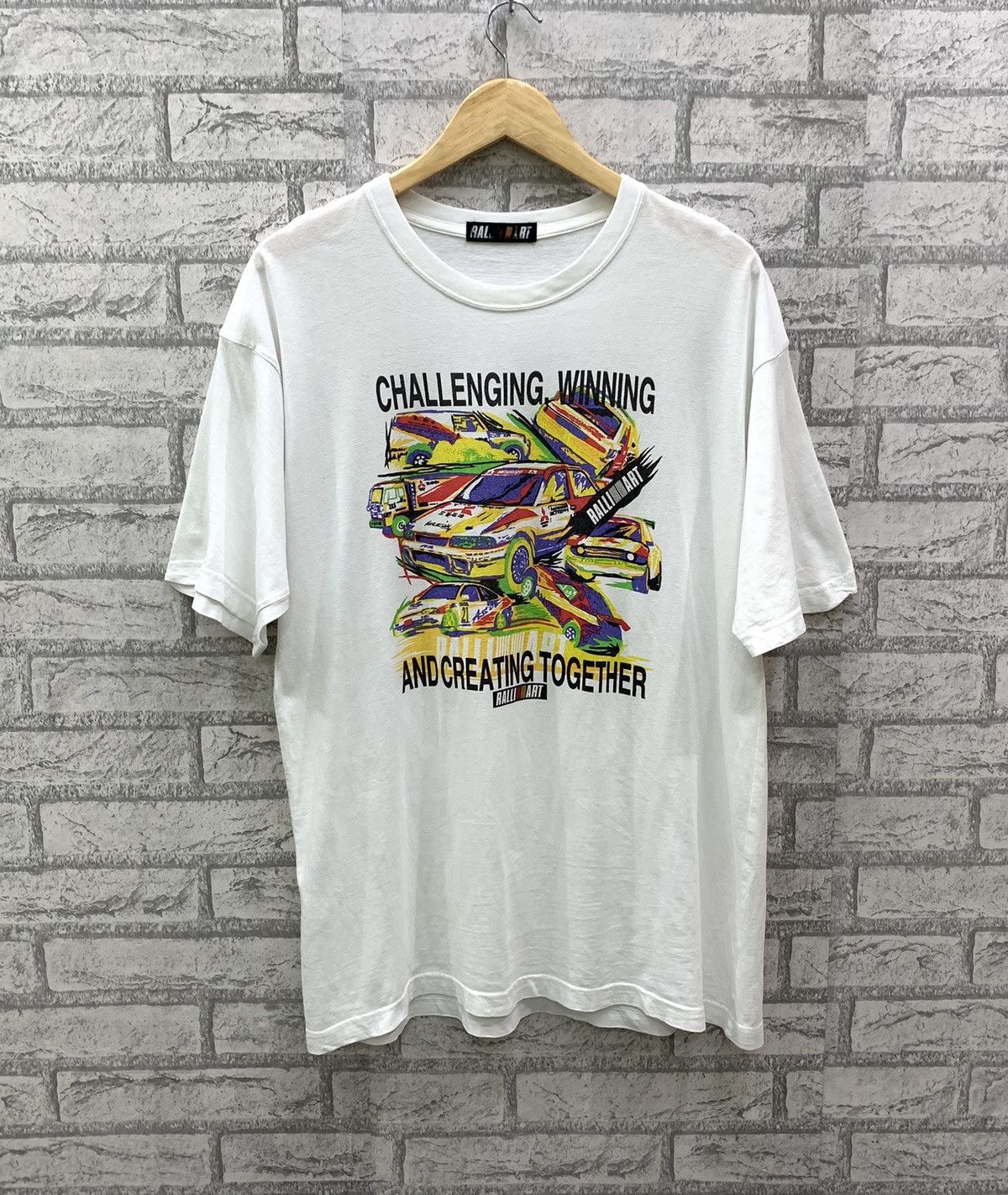 Vintage Vintage 90s Ralli Art Mitsubishi Multicolour Logo T-shirts Size US L / EU 52-54 / 3 - 1 Thumbnail