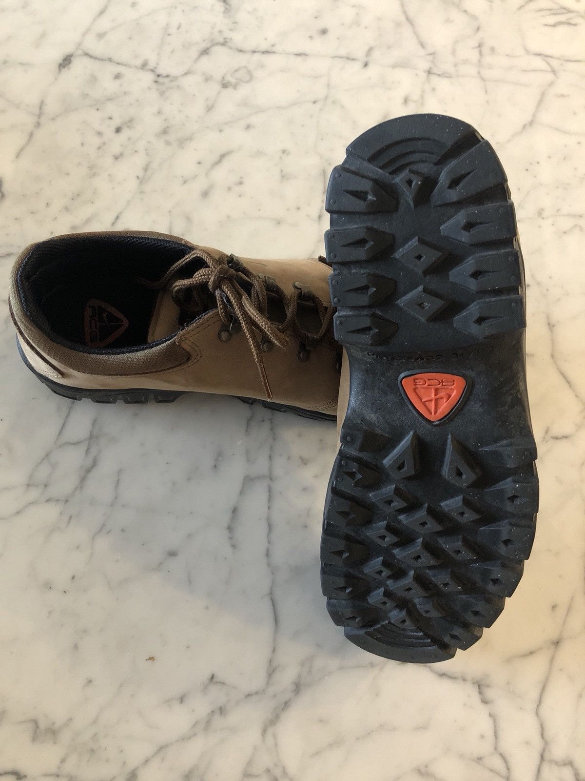 Nike ACG Nike ACG rare shoes Size US 10 / EU 43 - 2 Thumbnail