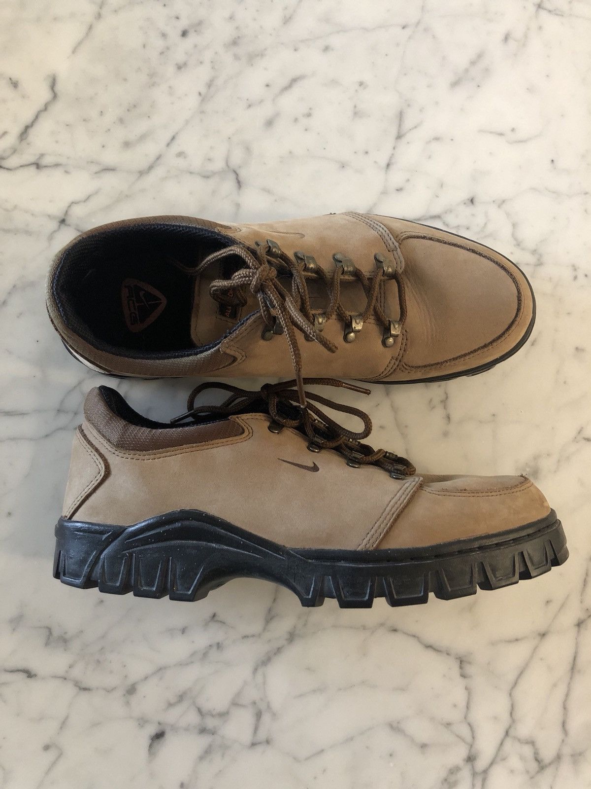 Nike ACG Nike ACG rare shoes Size US 10 / EU 43 - 1 Thumbnail