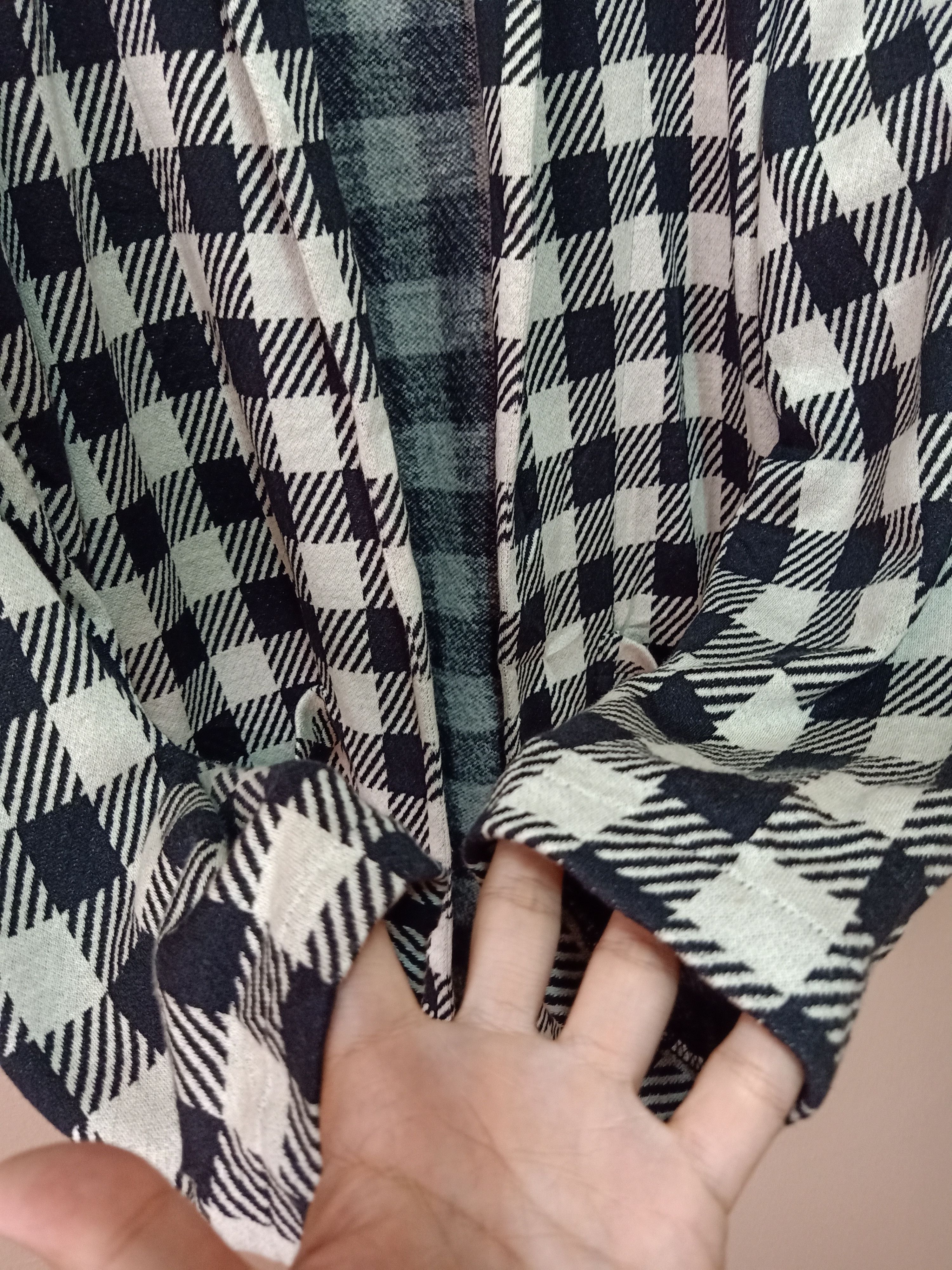 Designer Norma Kamali Tartan Cardigan Size US L / EU 52-54 / 3 - 4 Thumbnail