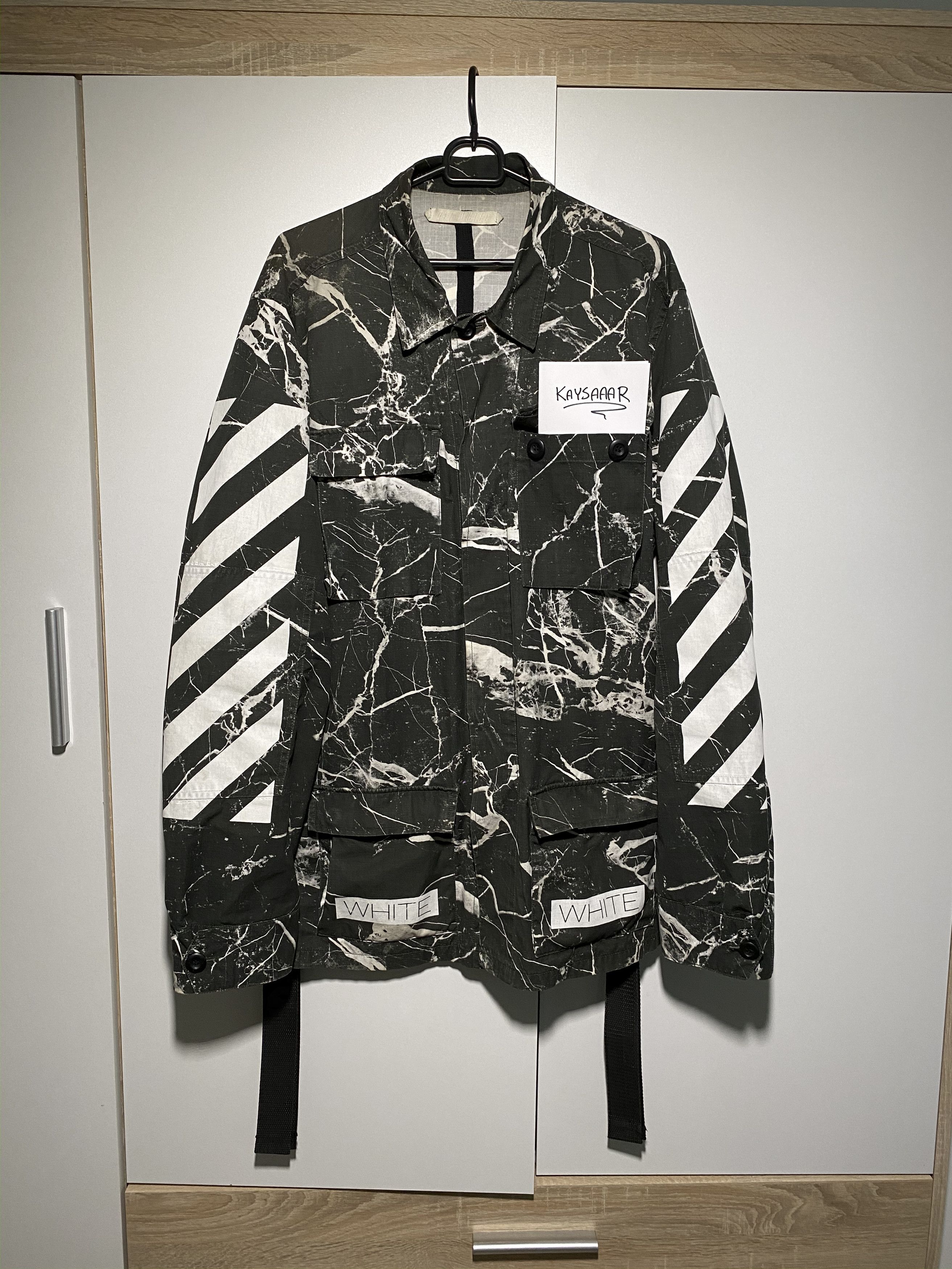 Off-White Off-White Marble Field (Black) |