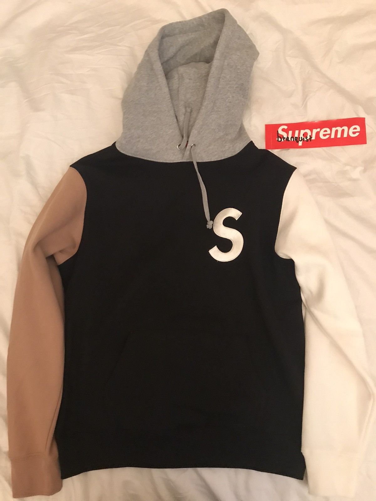 Supreme S 2024 Logo Hoodie Cream