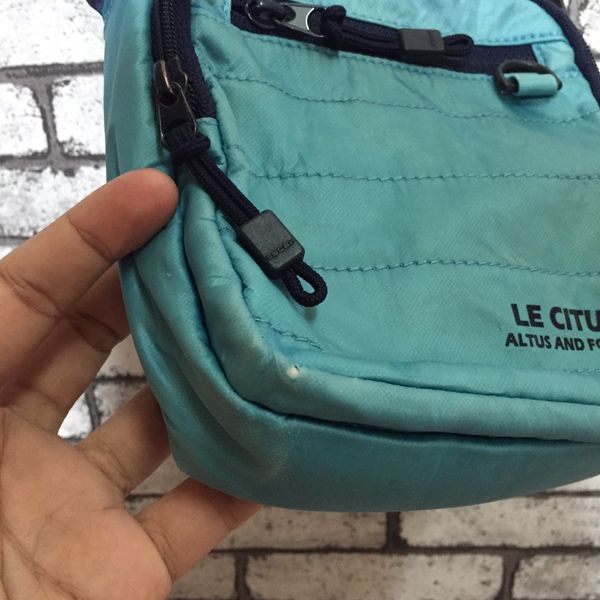 Lecaf sling best sale bag price