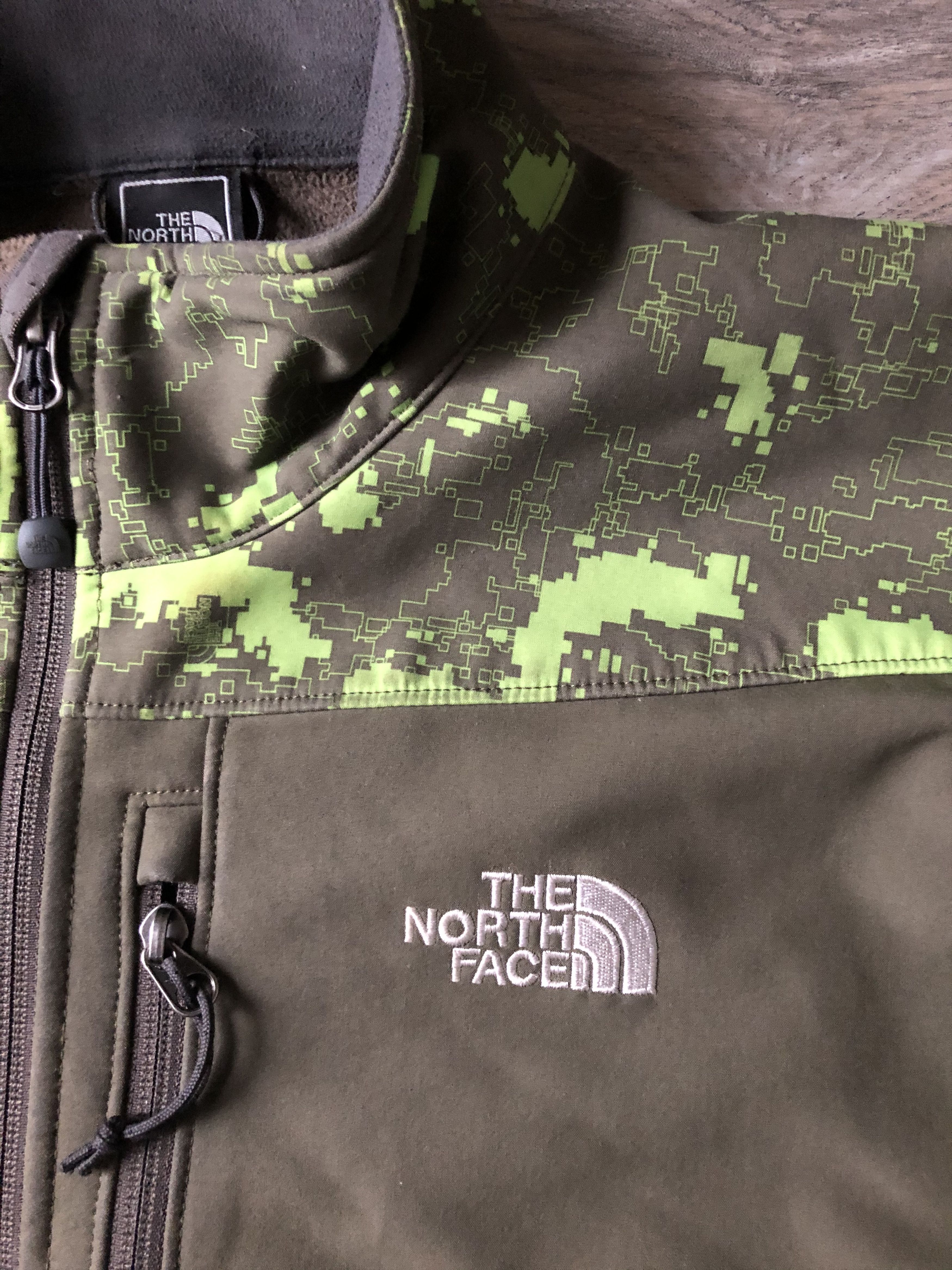 Other × The North Face The North Face Jacket Geometric Print Size XL Size US XL / EU 56 / 4 - 6 Thumbnail