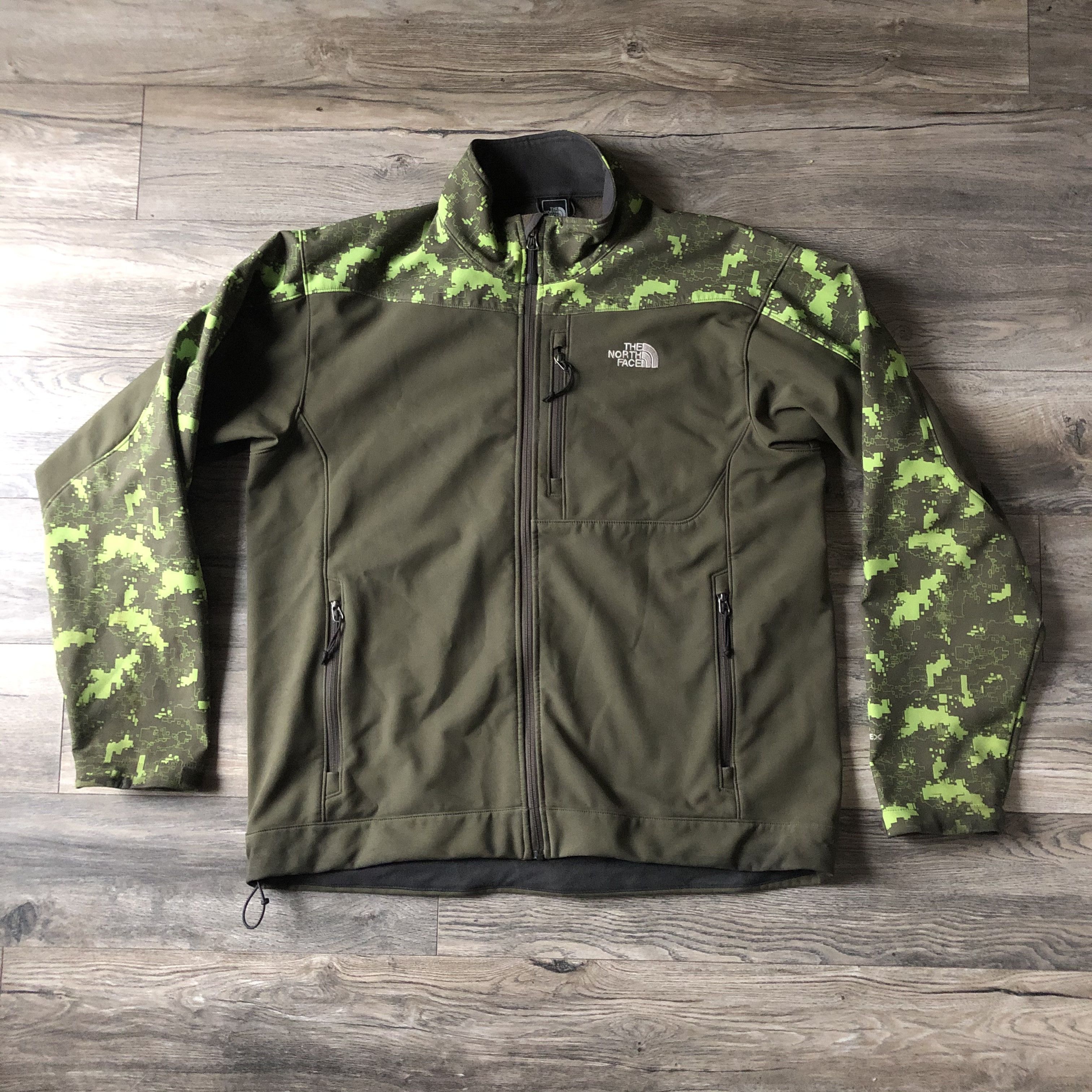 Other × The North Face The North Face Jacket Geometric Print Size XL Size US XL / EU 56 / 4 - 1 Thumbnail