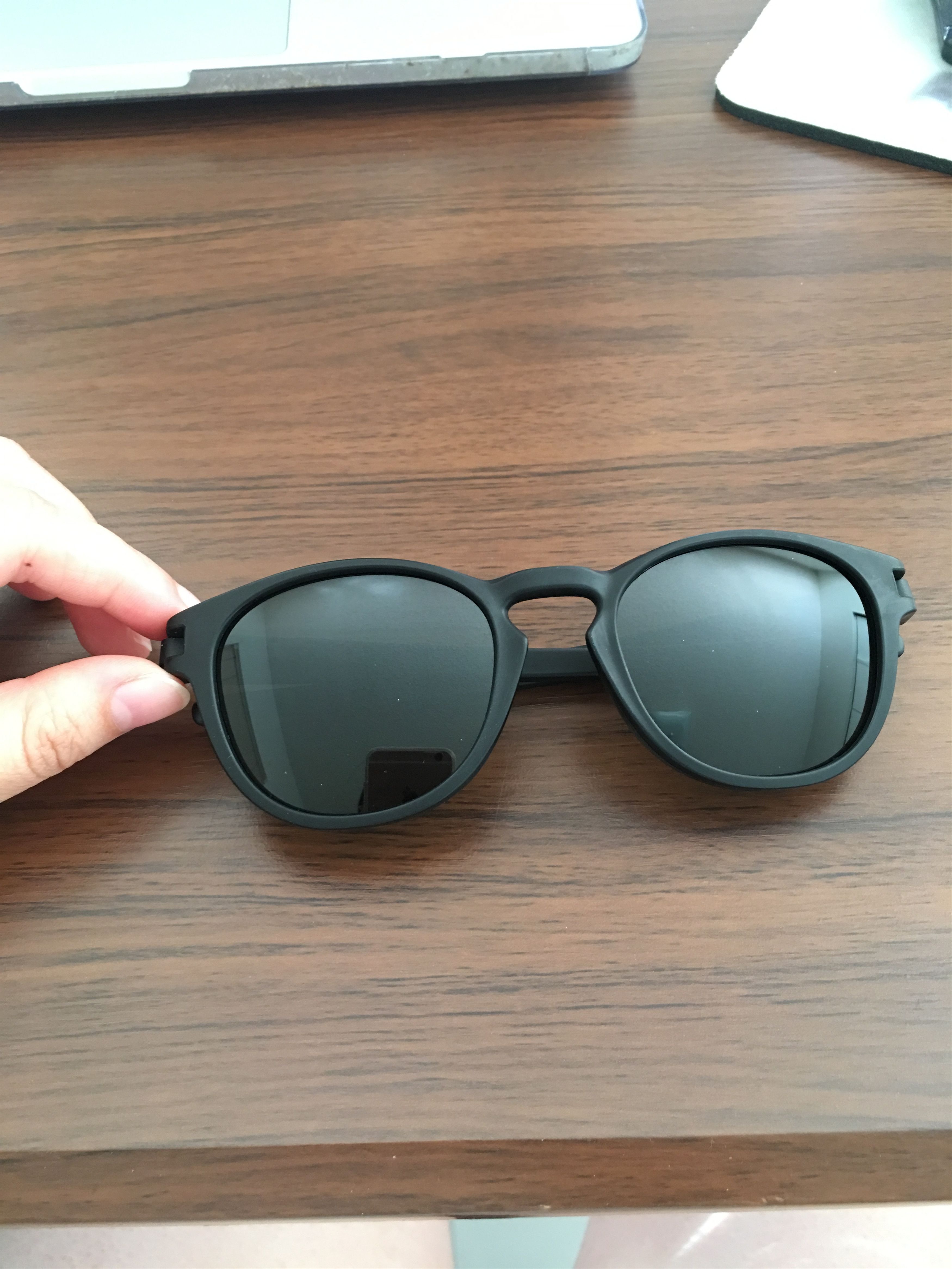 Fragment Design × Oakley Limited Edition Oakley Fragment Design 