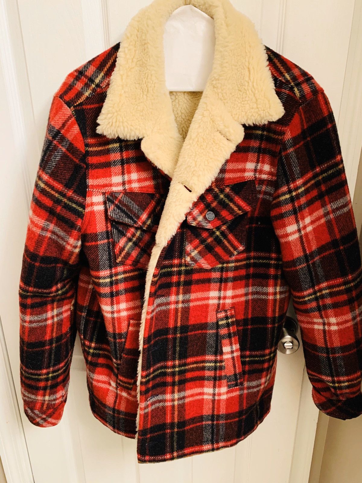 LENNY PLAID JACKET IN RED ALERT