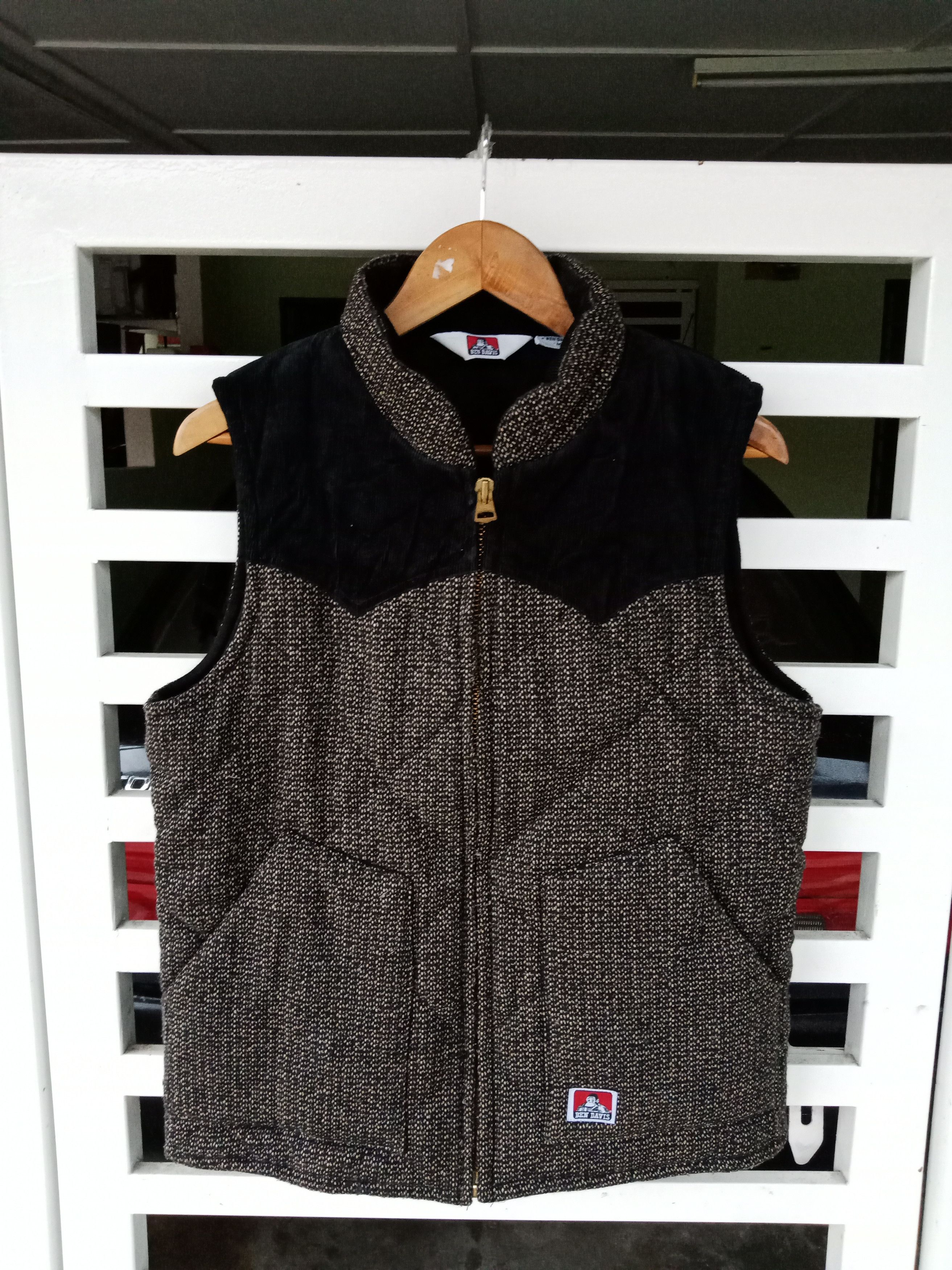 Porter Classic - PALAKA V-NECK VEST - BLACK - Tank Tops