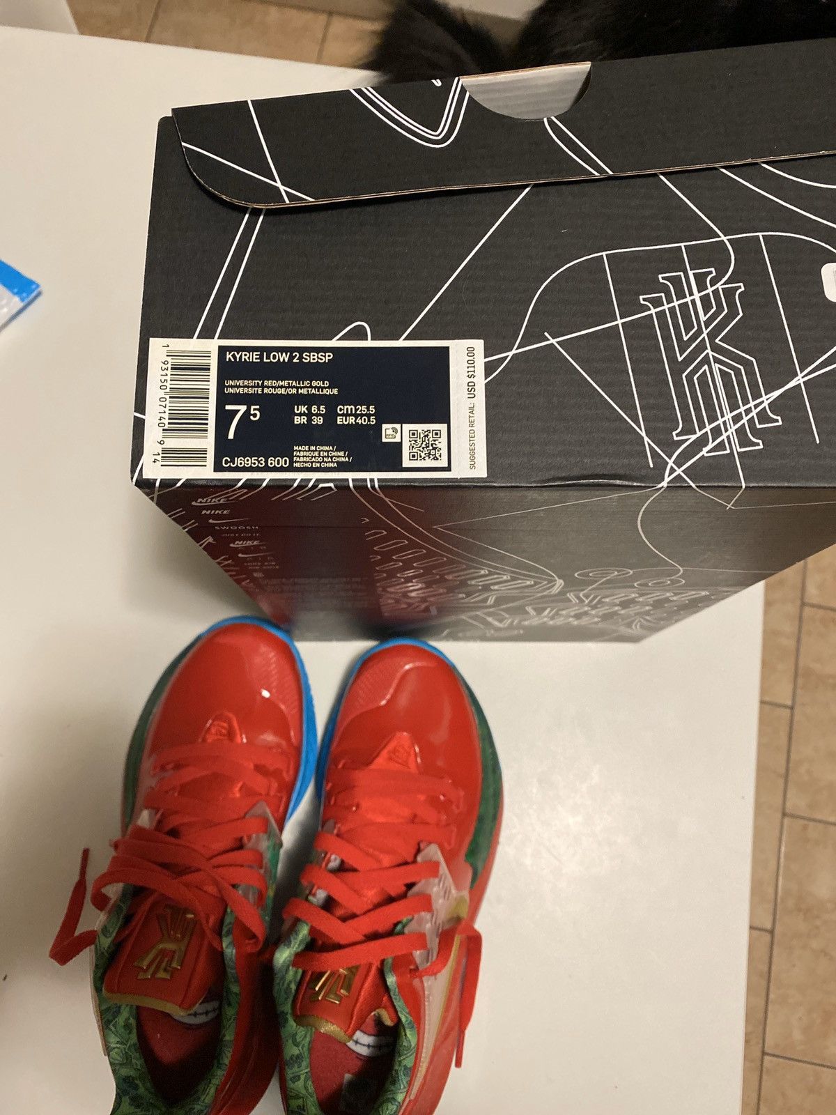 krusty krab kyrie shoes