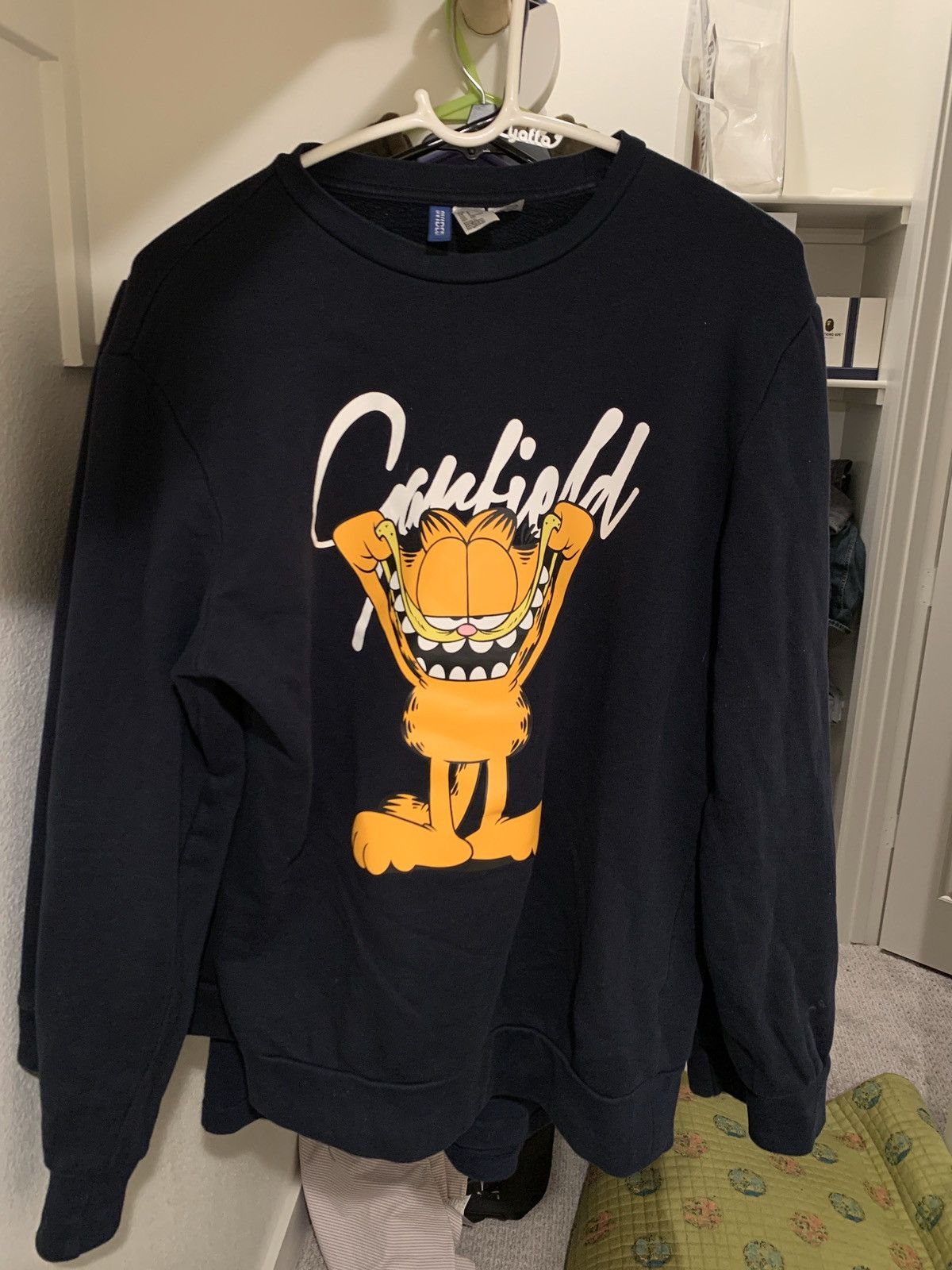 Garfield sweater h&m on sale
