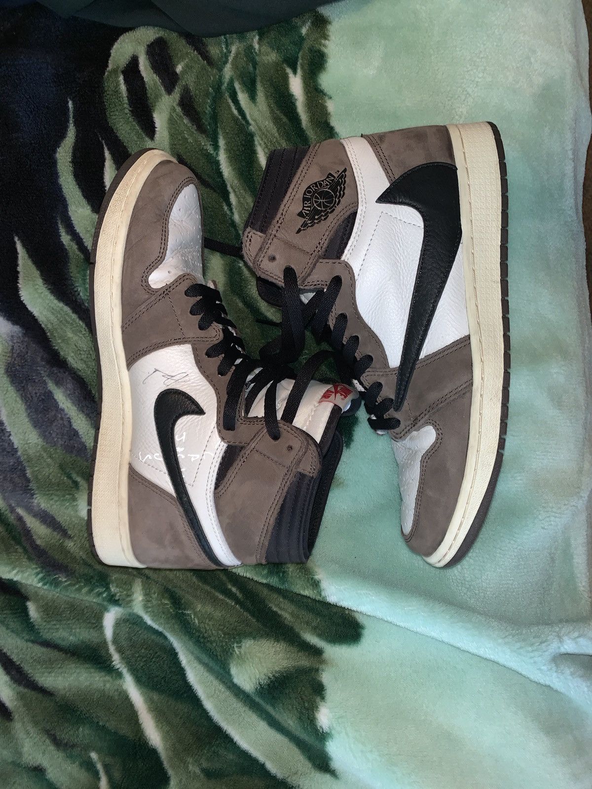 travis scott jordan 1 signed