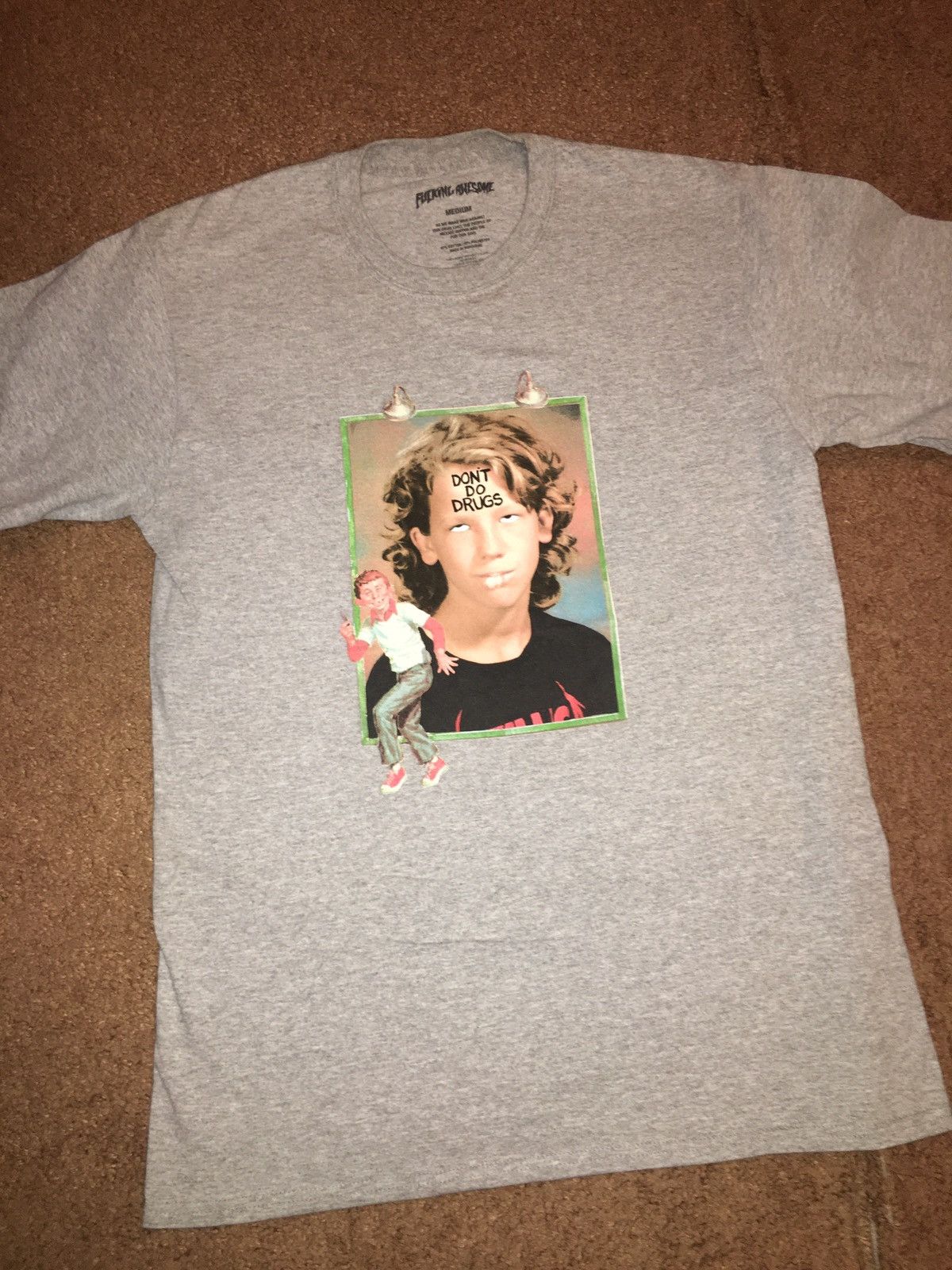 Fucking Awesome FA Jason Dill Drugs Class Photo Tee Grey Medium 