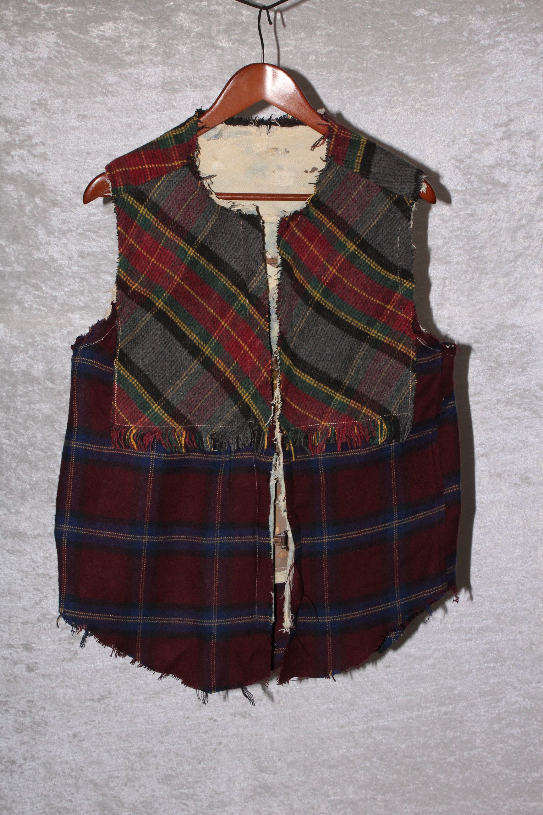 Designer × Handmade “Distressed Armor” Denim Vest Size US L / EU 52-54 / 3 - 3 Thumbnail