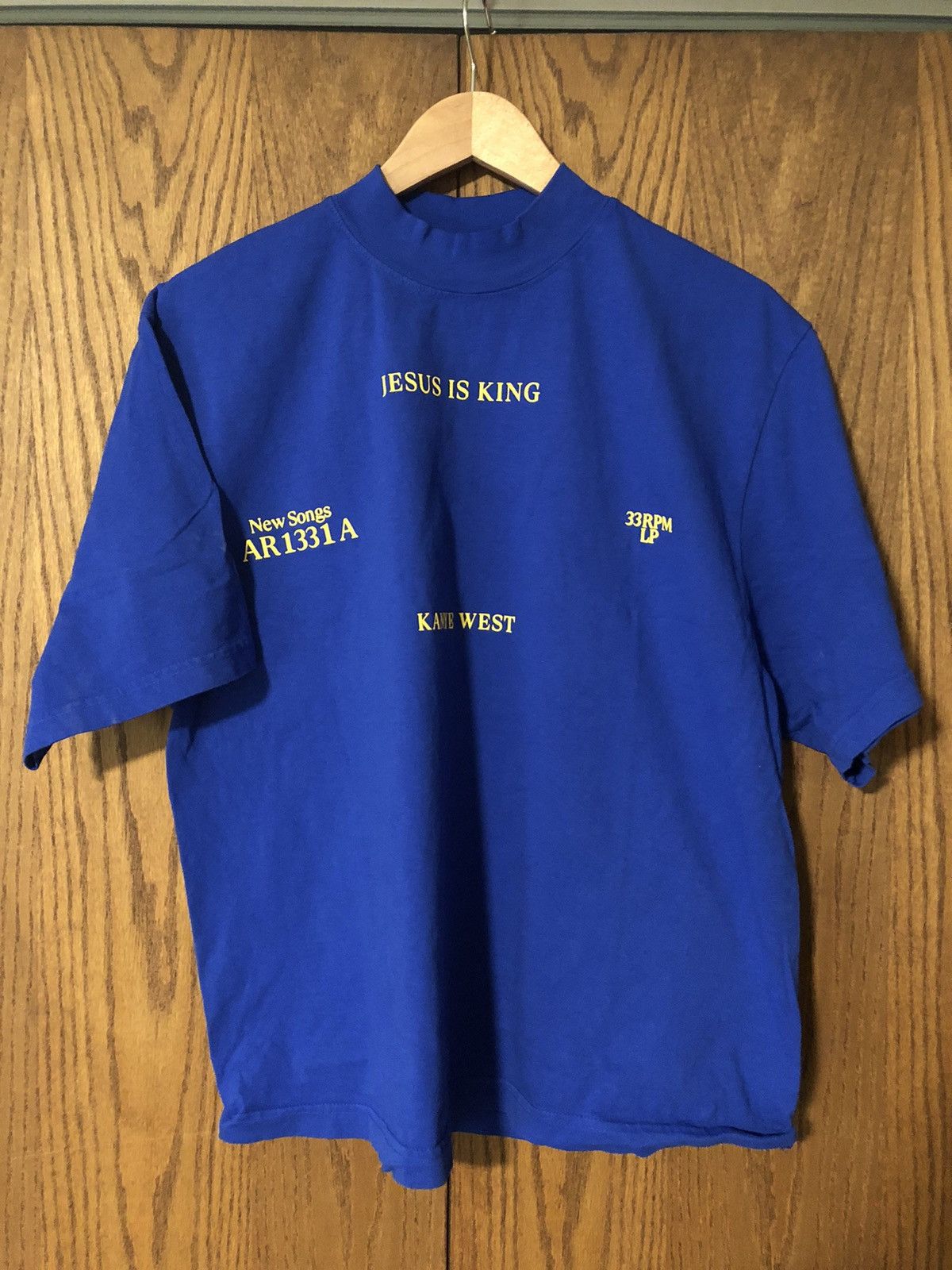 Kanye West Jesus Is King Vinyl sold II T-shirt Size M