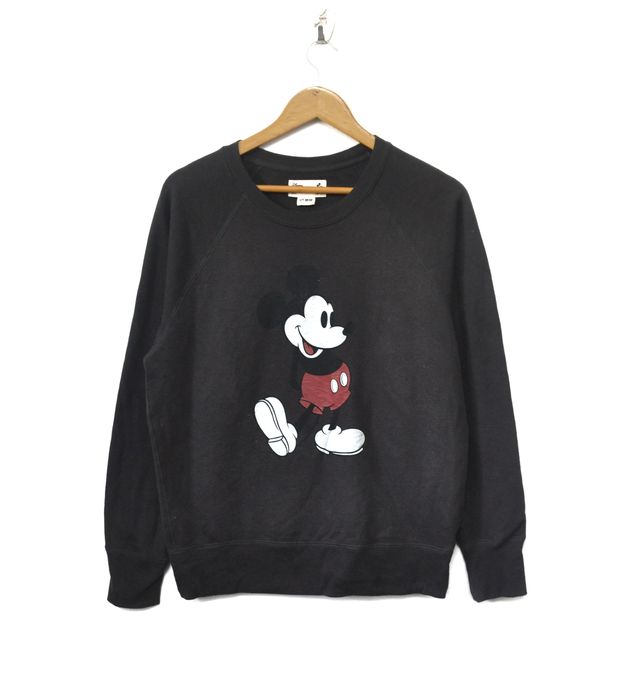 Uniqlo mickey best sale mouse sweatshirt