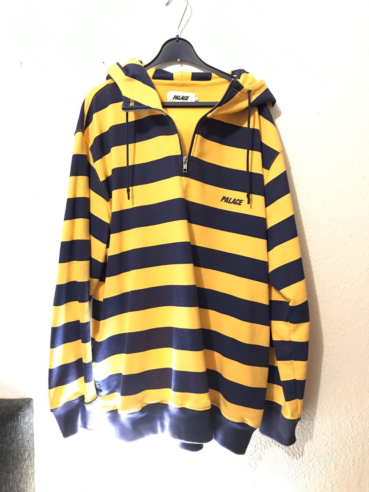 Palace Tri-Stripe-Zip Hood | Grailed