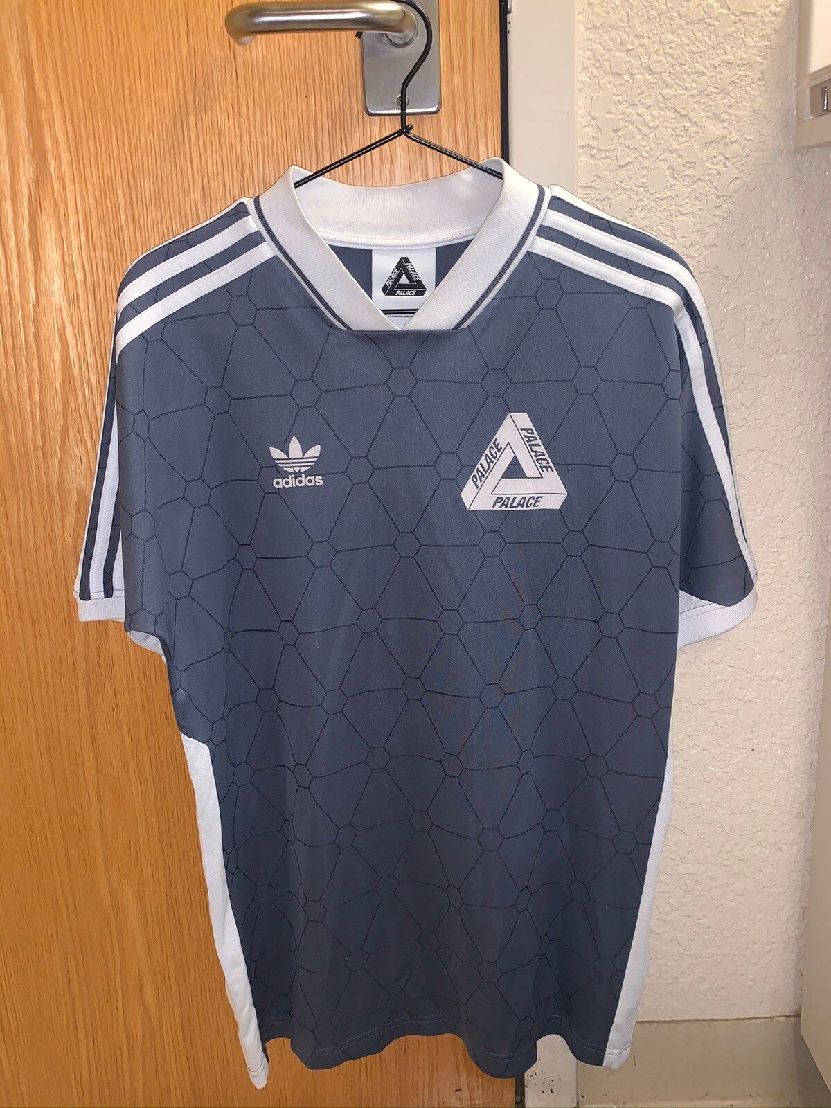 Adidas Palace x Adidas Team Soccer Jersey Shirt Onix SS15 Size US S / EU 44-46 / 1 - 1 Preview