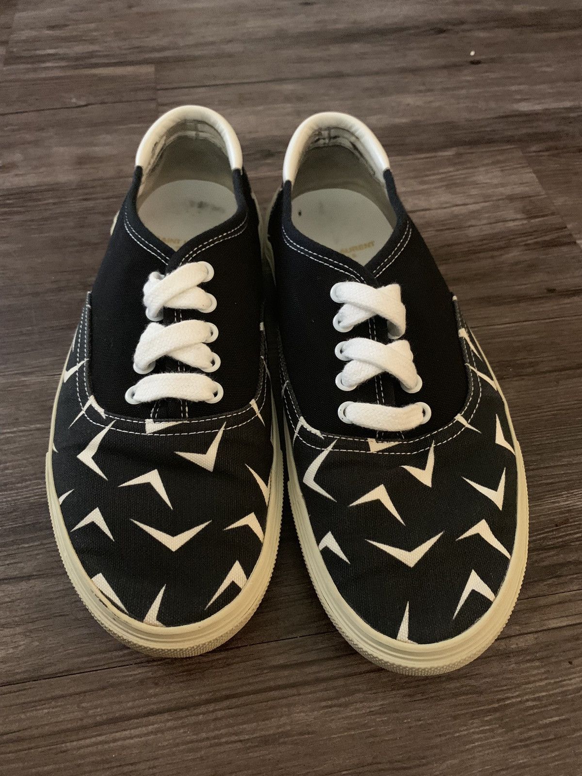 Saint Laurent Paris Saint Laurent Boomerang Skates Size US 8 / EU 41 - 2 Thumbnail