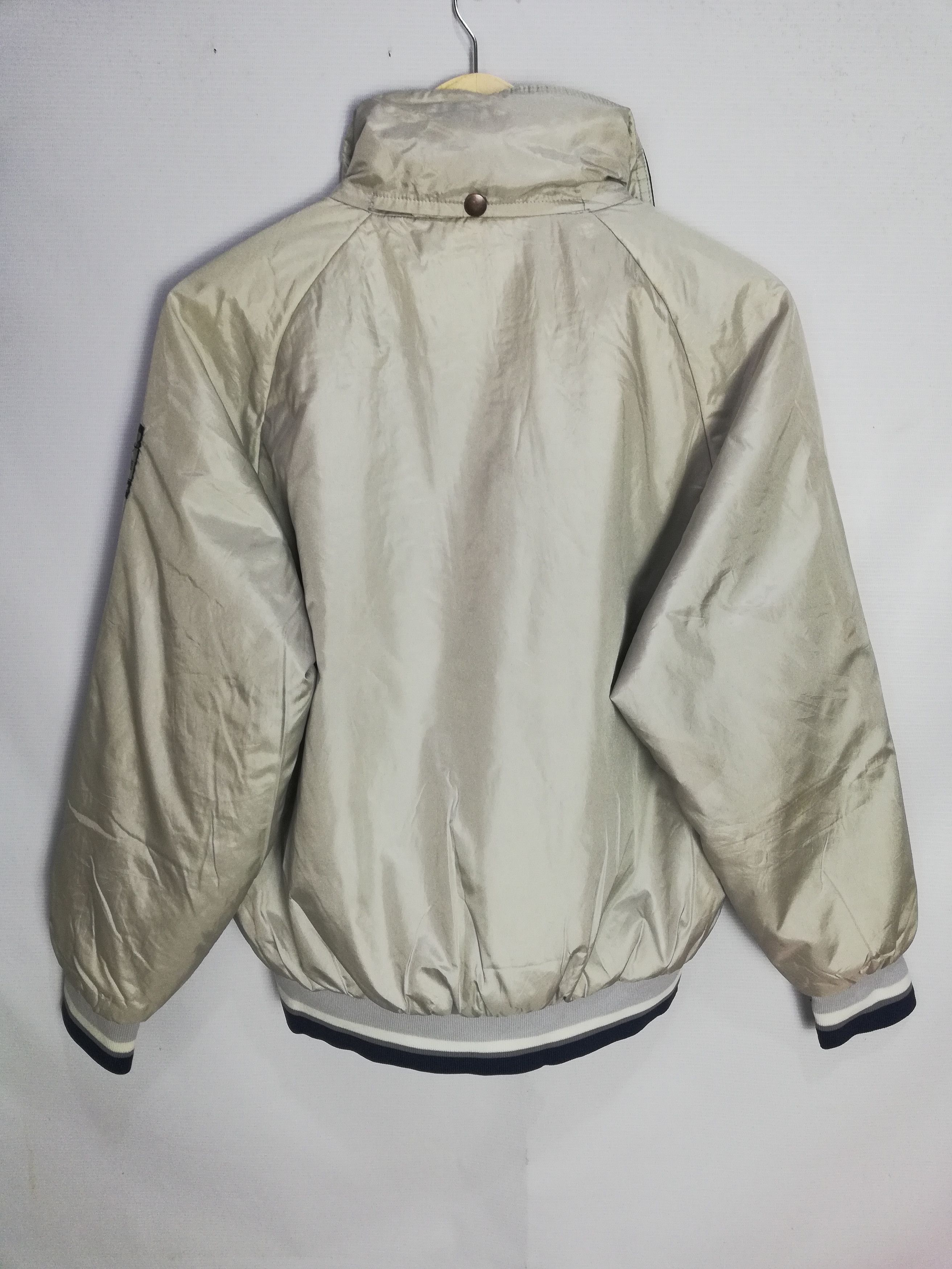 Asics vintage asics jacket with hoodie made in japan Size US M / EU 48-50 / 2 - 2 Thumbnail