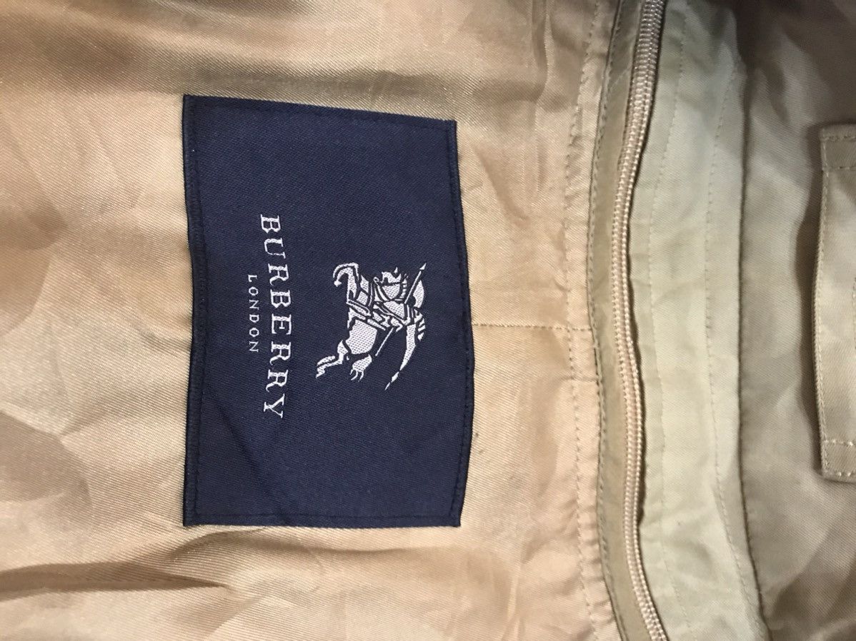 Burberry BURBERRY LONDON NOVA CHECK TRENCH COAT WOOL LINING SIZE L Size US L / EU 52-54 / 3 - 4 Thumbnail
