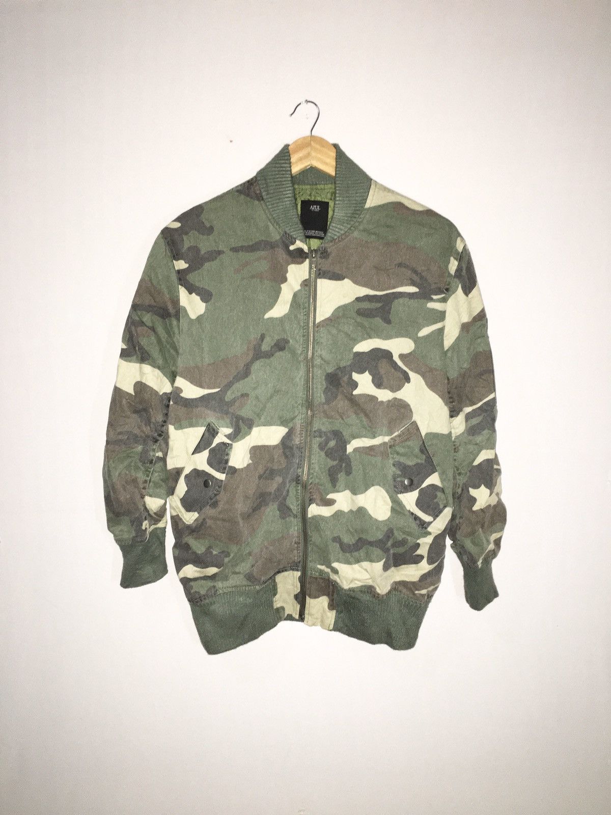 Japanese Brand Vintage Azul Camouflage bomber jackets Size M / US 6-8 / IT 42-44 - 1 Thumbnail
