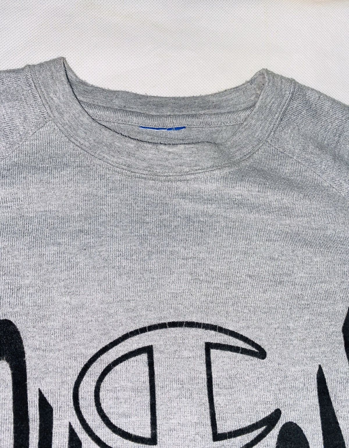 Champion × Vintage Champion Longsleeve Big Logo 1919 size M Vintage Japan off Size US M / EU 48-50 / 2 - 2 Thumbnail