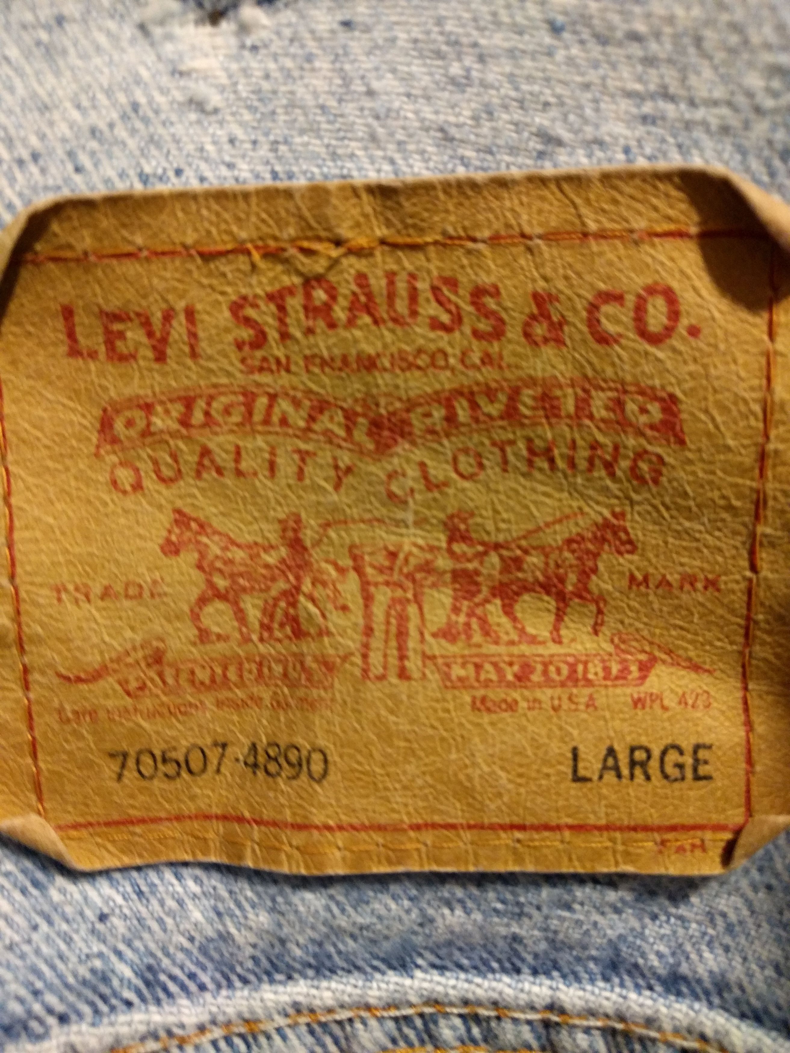 Levi's Vintage Denim Jean Jacket big E red tab Size US L / EU 52-54 / 3 - 8 Thumbnail