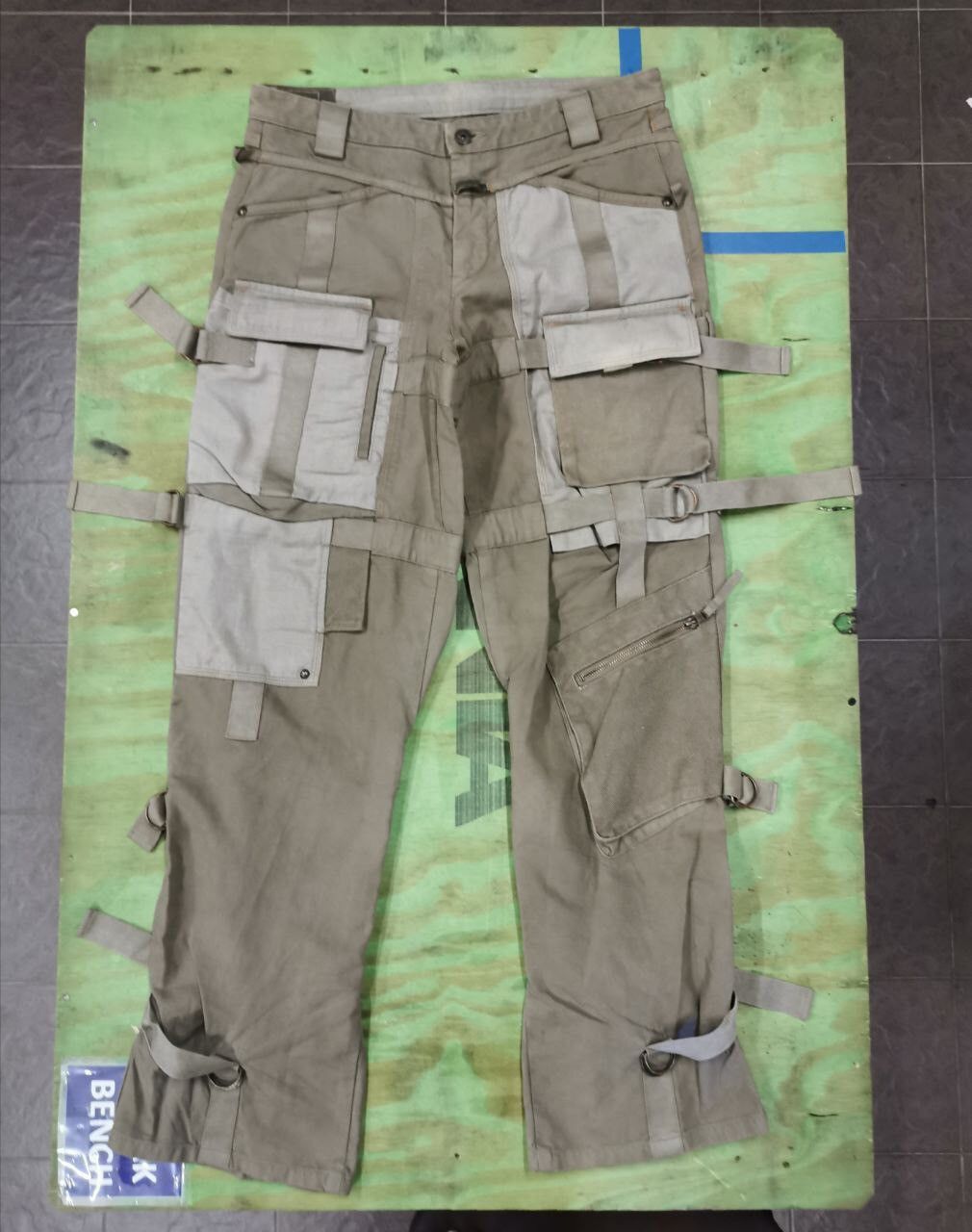 Marithe + Francois Girbaud Marithe Francois Girbaud tactical parachute bondage Pants Size US 34 / EU 50 - 24 Thumbnail