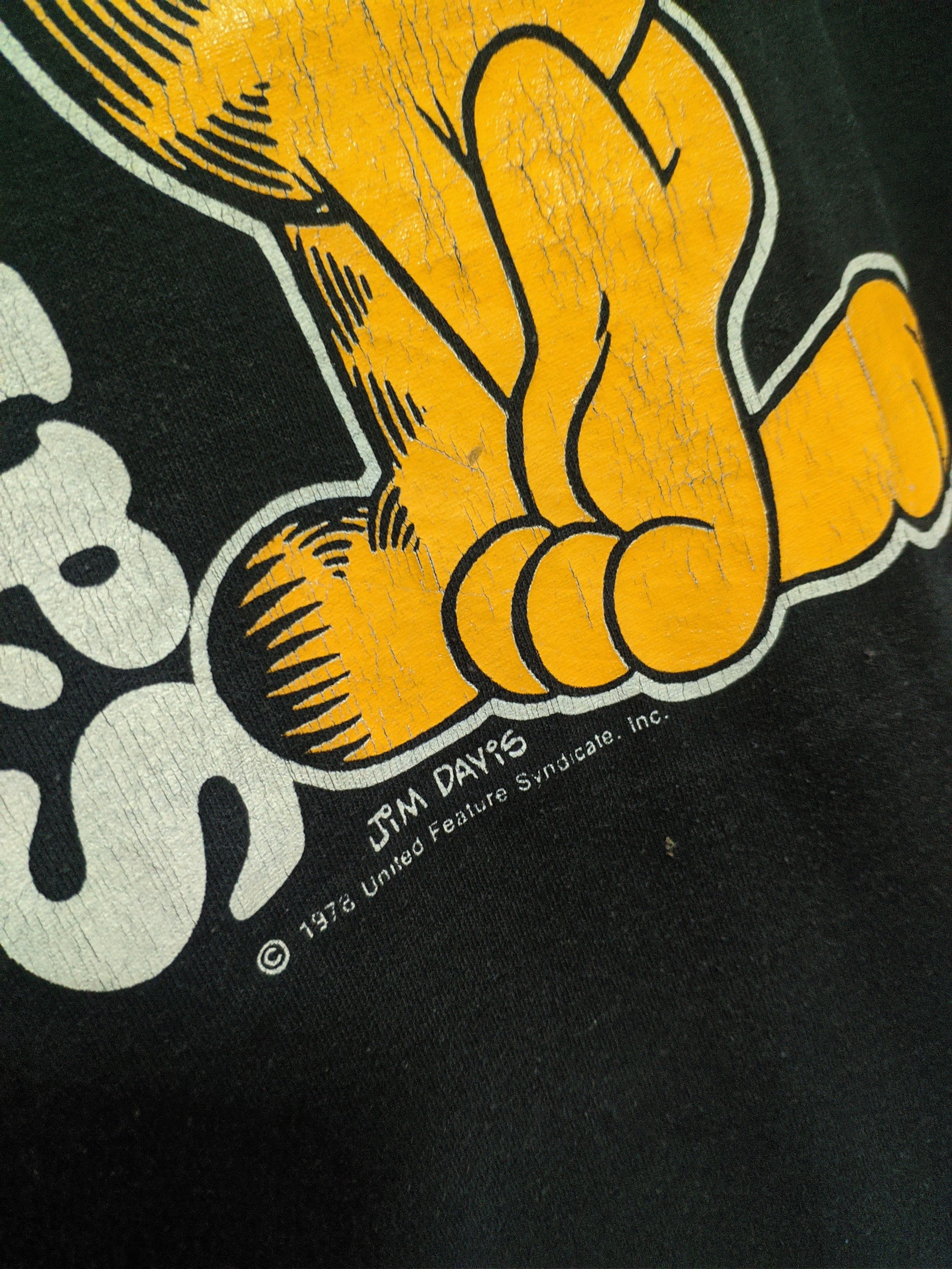 Cartoon Network × Vintage 70s Vintage Velva Sheen Jim Davis Garlfield Tshirt Size US M / EU 48-50 / 2 - 3 Thumbnail