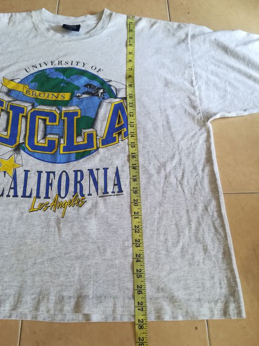 StranStarsBest 80s Vintage UCLA Bruins University of California Los Angeles NCAA College T-Shirt - Small