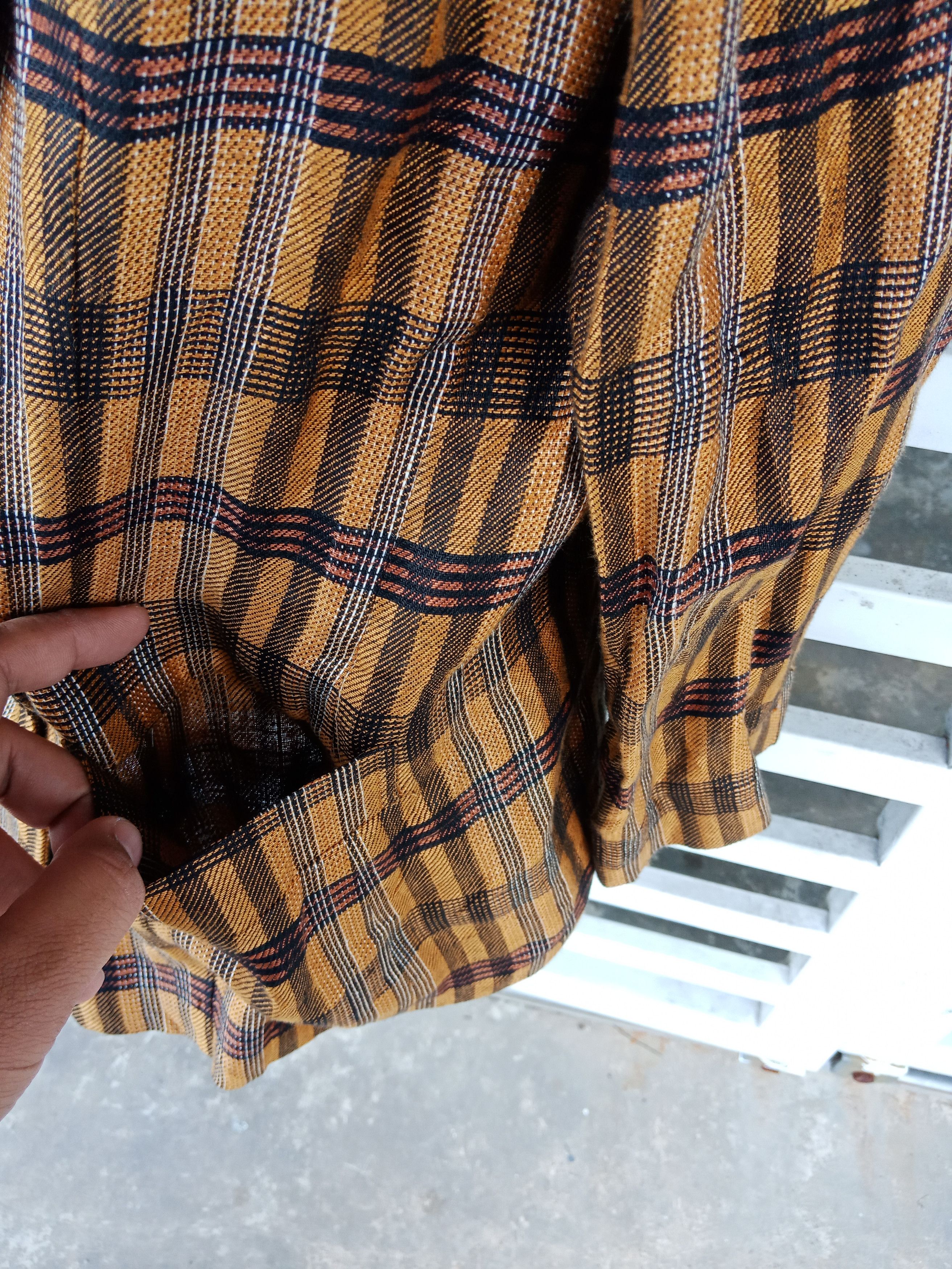 Burberry Burberrys Golden Yellow Plaid Checker Light Coat Size US M / EU 48-50 / 2 - 6 Thumbnail