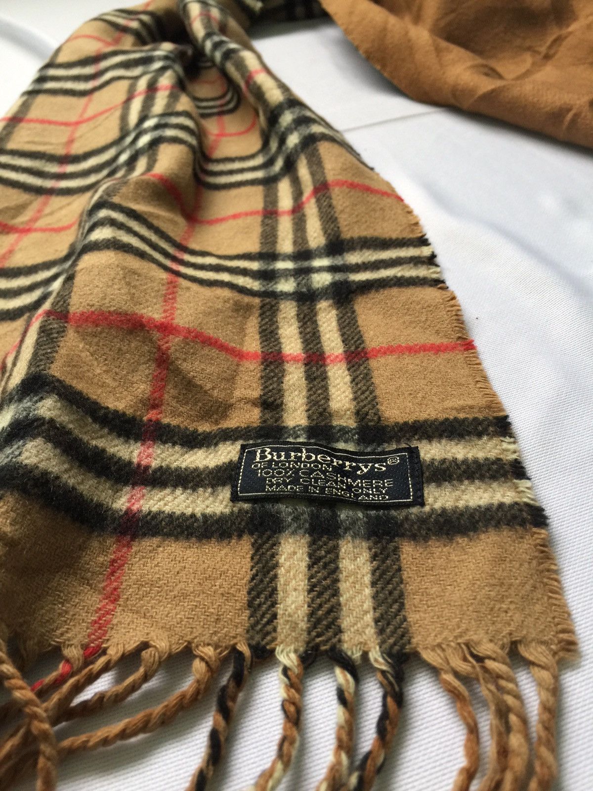 Burberry × Vintage Burberrys of London nova Check muffler 100% cashmere Size ONE SIZE - 4 Thumbnail