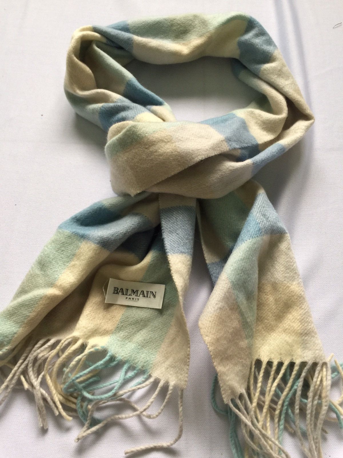 Balmain Balmain Scarf / Muffler / Cashmere Size ONE SIZE - 1 Thumbnail