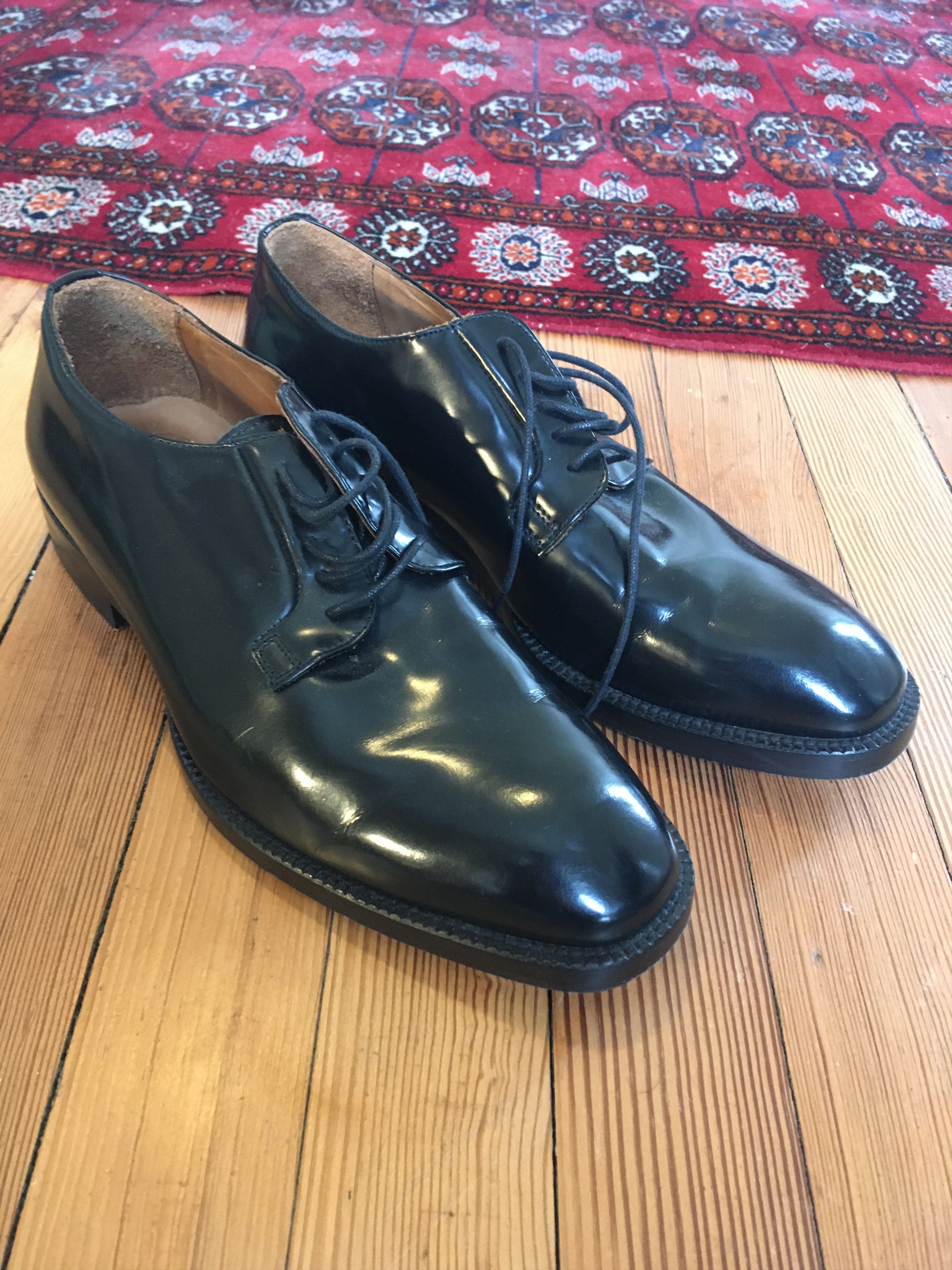 Barneys New York Spazzolato Bluchers Black Italian Leather 