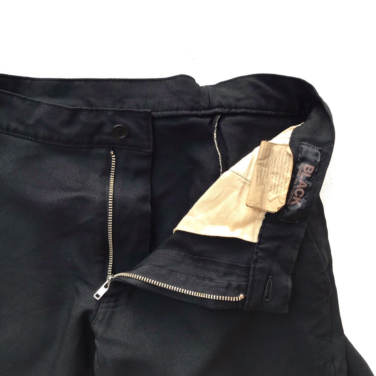 Comme des Garcons AD2012 Men’s BLACK CDG Side Pleated Kilt Back Buckle Short Size US 30 / EU 46 - 10 Thumbnail