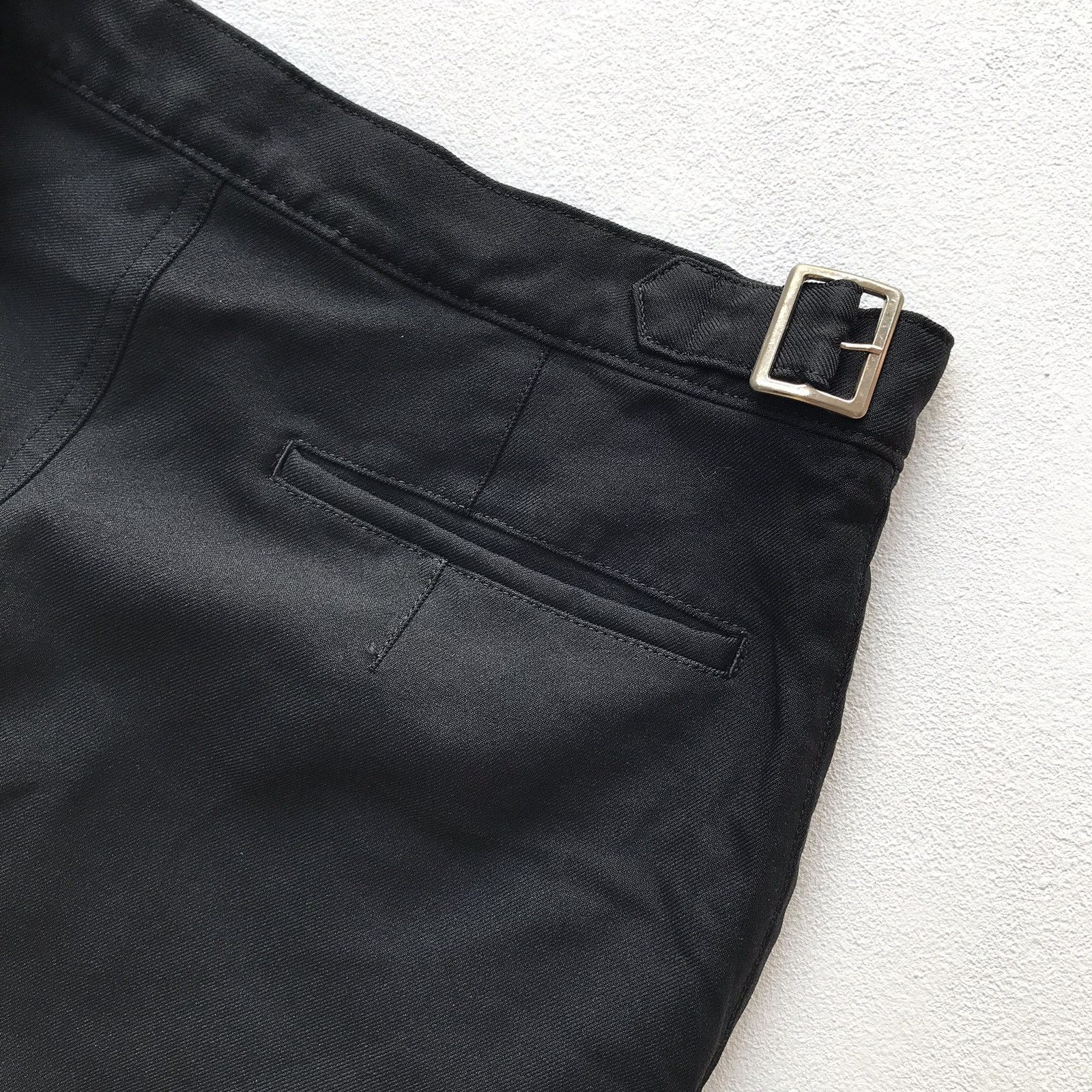 Comme des Garcons AD2012 Men’s BLACK CDG Side Pleated Kilt Back Buckle Short Size US 30 / EU 46 - 8 Thumbnail
