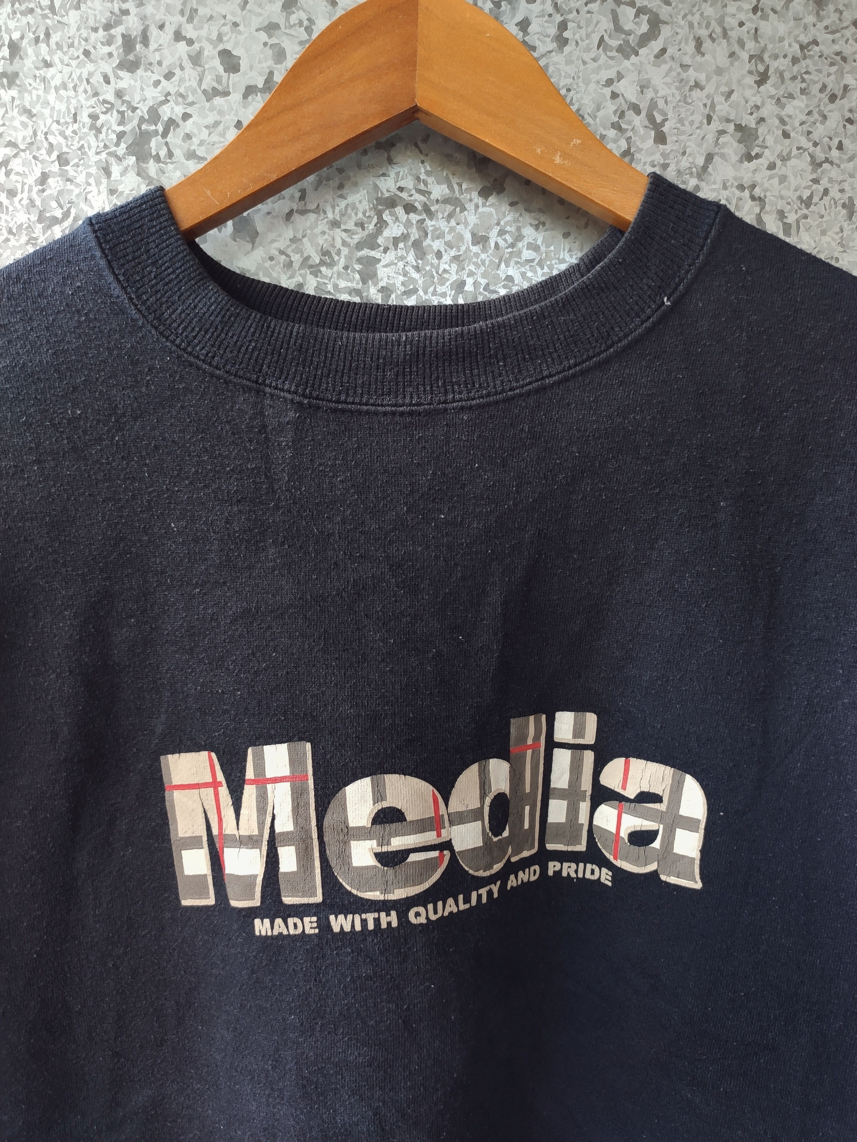 Japanese Brand Japanese Brand sweatshirt crewneck media Size US L / EU 52-54 / 3 - 2 Thumbnail