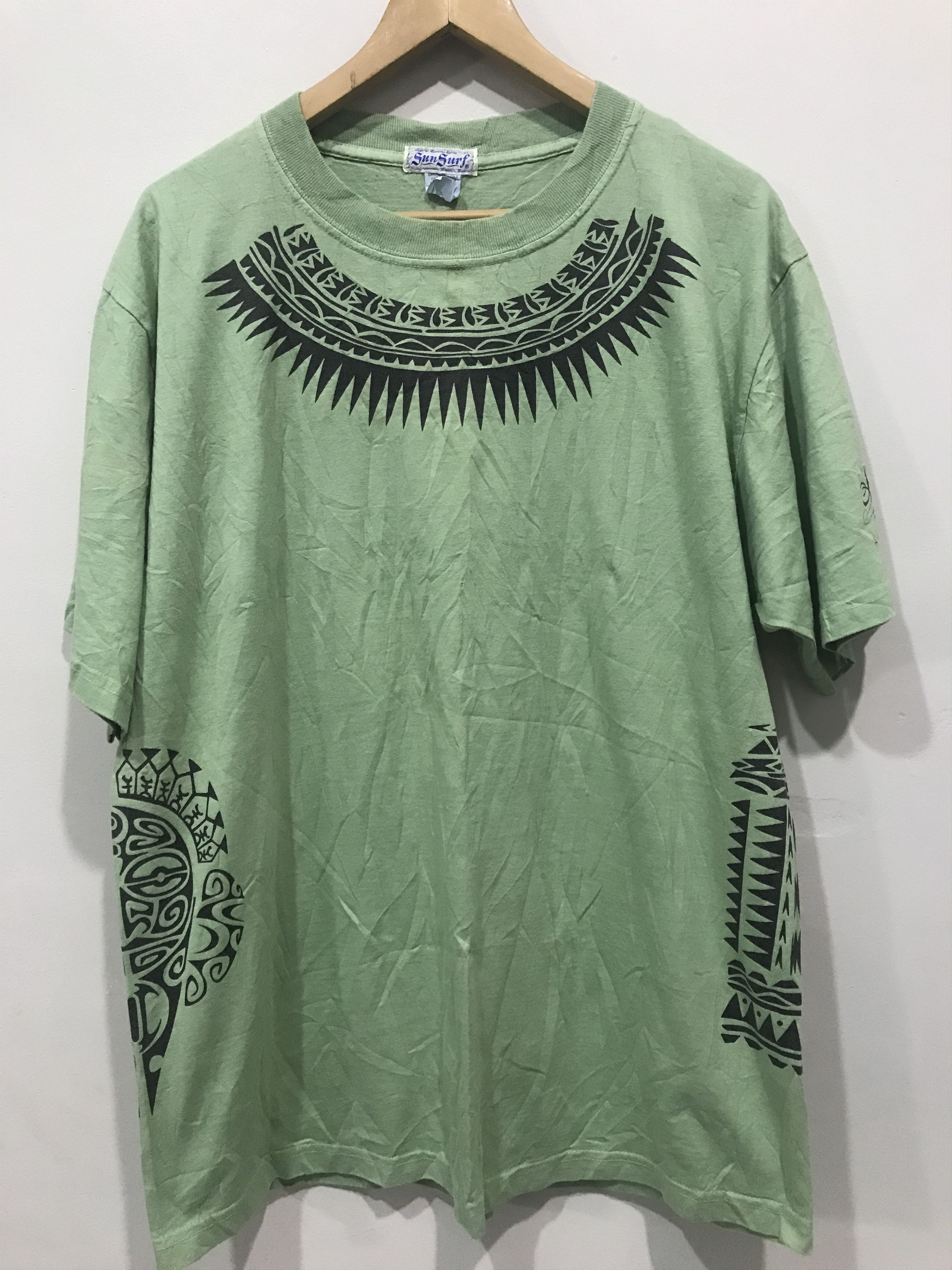 Japanese Brand Sun Surf Aloha Hawaii T Shirt Made In USA Size US XL / EU 56 / 4 - 1 Thumbnail