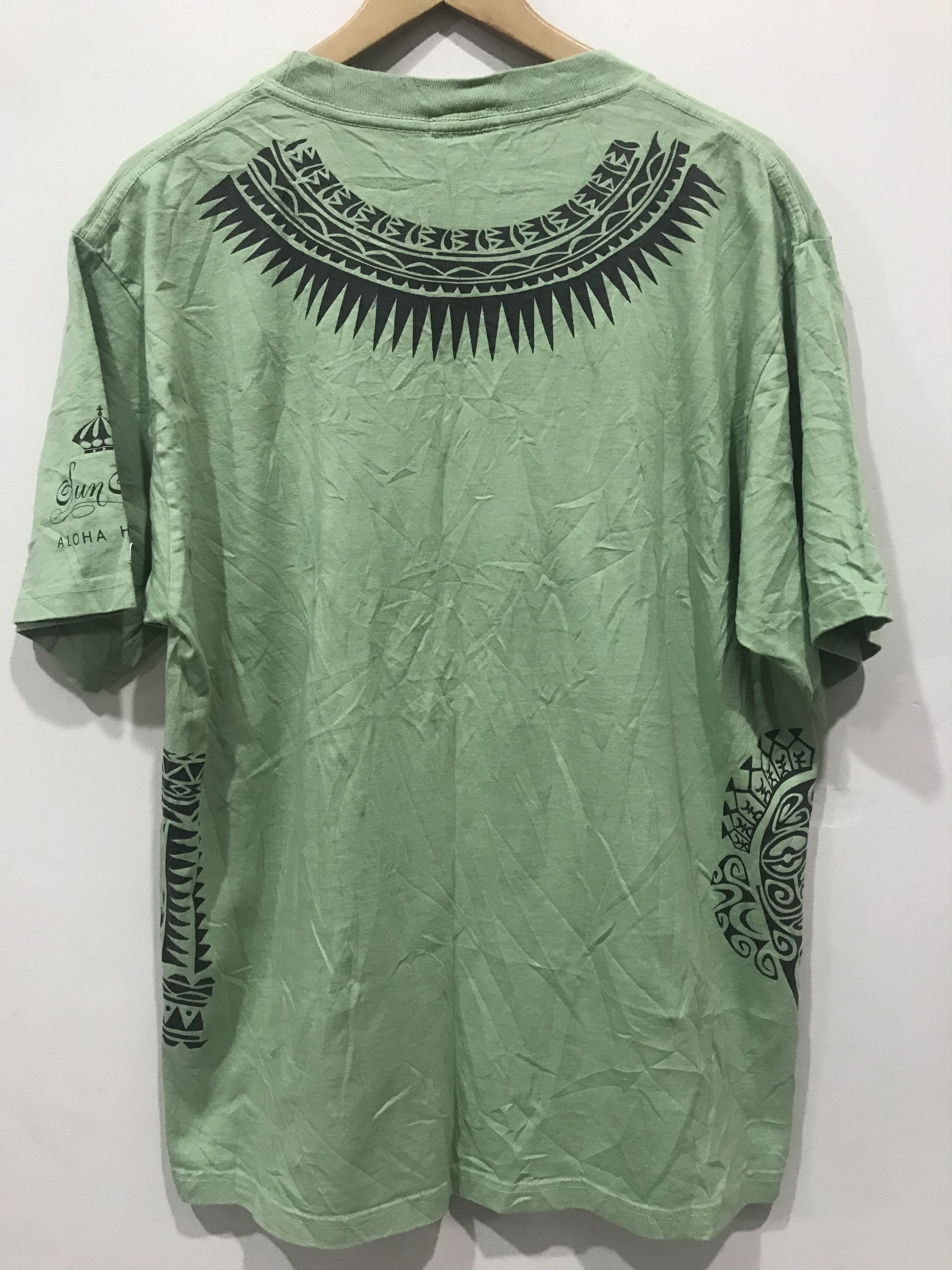 Japanese Brand Sun Surf Aloha Hawaii T Shirt Made In USA Size US XL / EU 56 / 4 - 2 Thumbnail