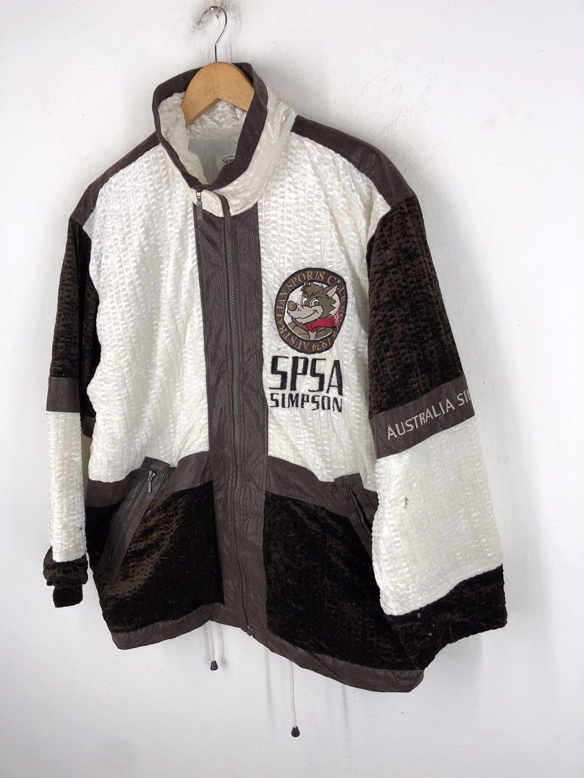 Japanese Brand RARE SIMPSON VELVET EMBROIDERY JACKET NICE DESIGN Size US M / EU 48-50 / 2 - 4 Thumbnail