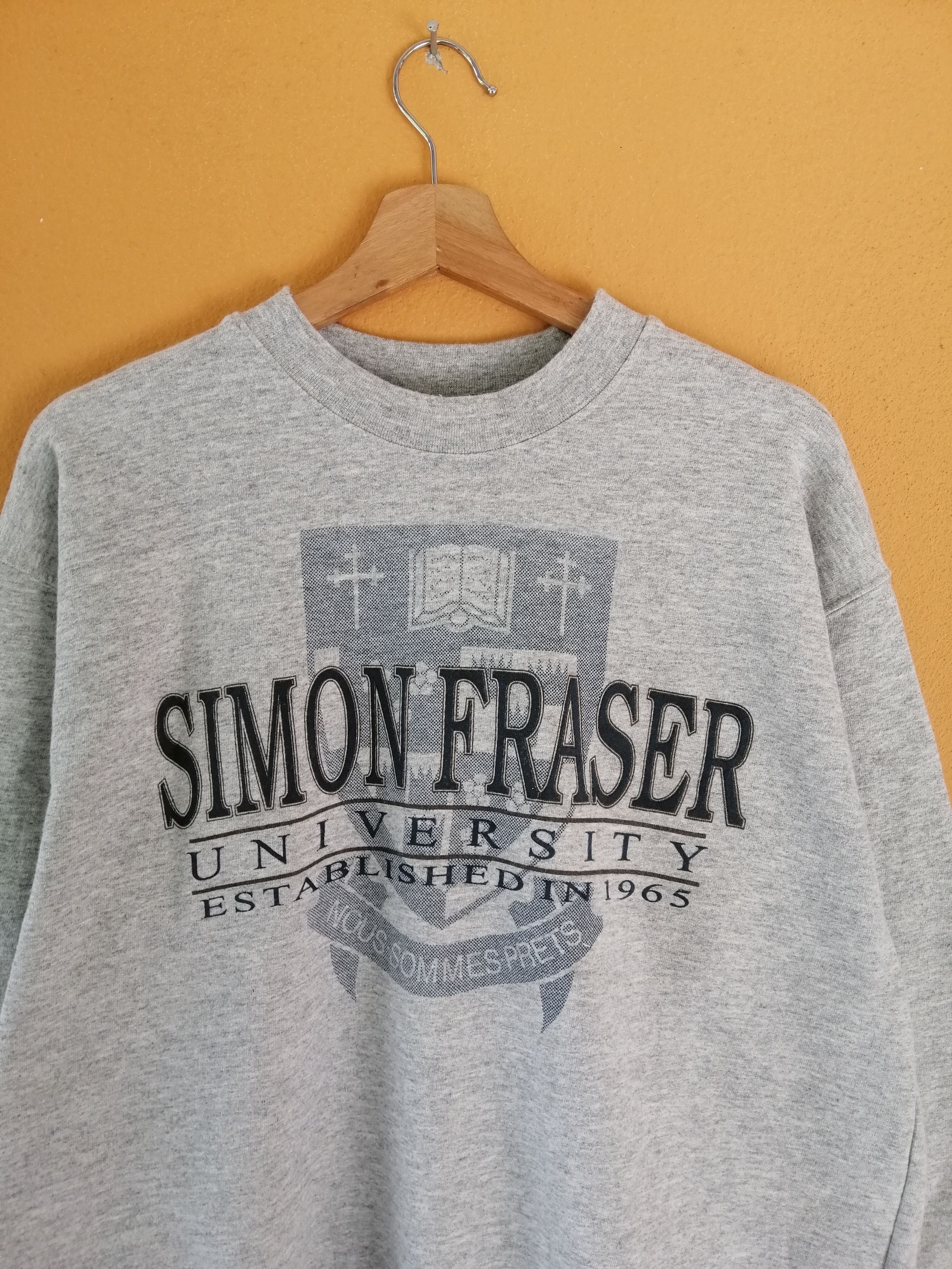 Vintage Vintage 90s Simon Fraser University Big Logo Sweatshirt B14 Size US L / EU 52-54 / 3 - 6 Thumbnail